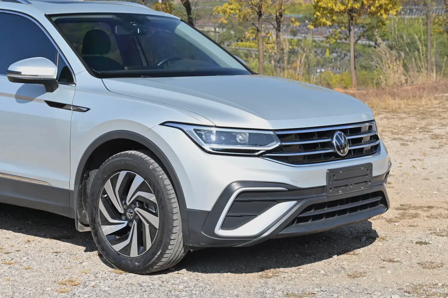 Volkswagen Tiguan L 2021 г. 34105 км. — фото 8