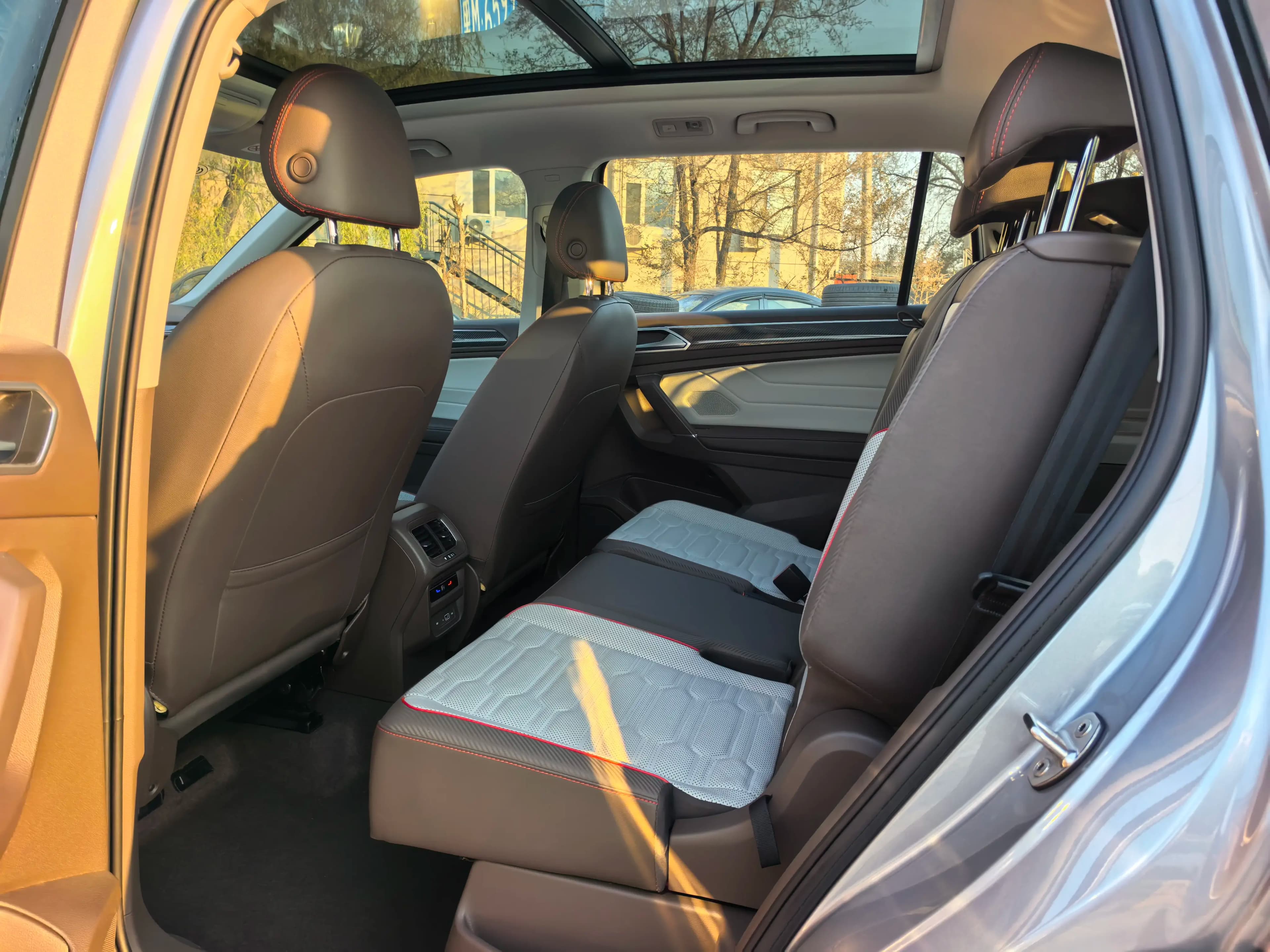 Volkswagen Tiguan L 2021 г. 5506 км. — фото 24
