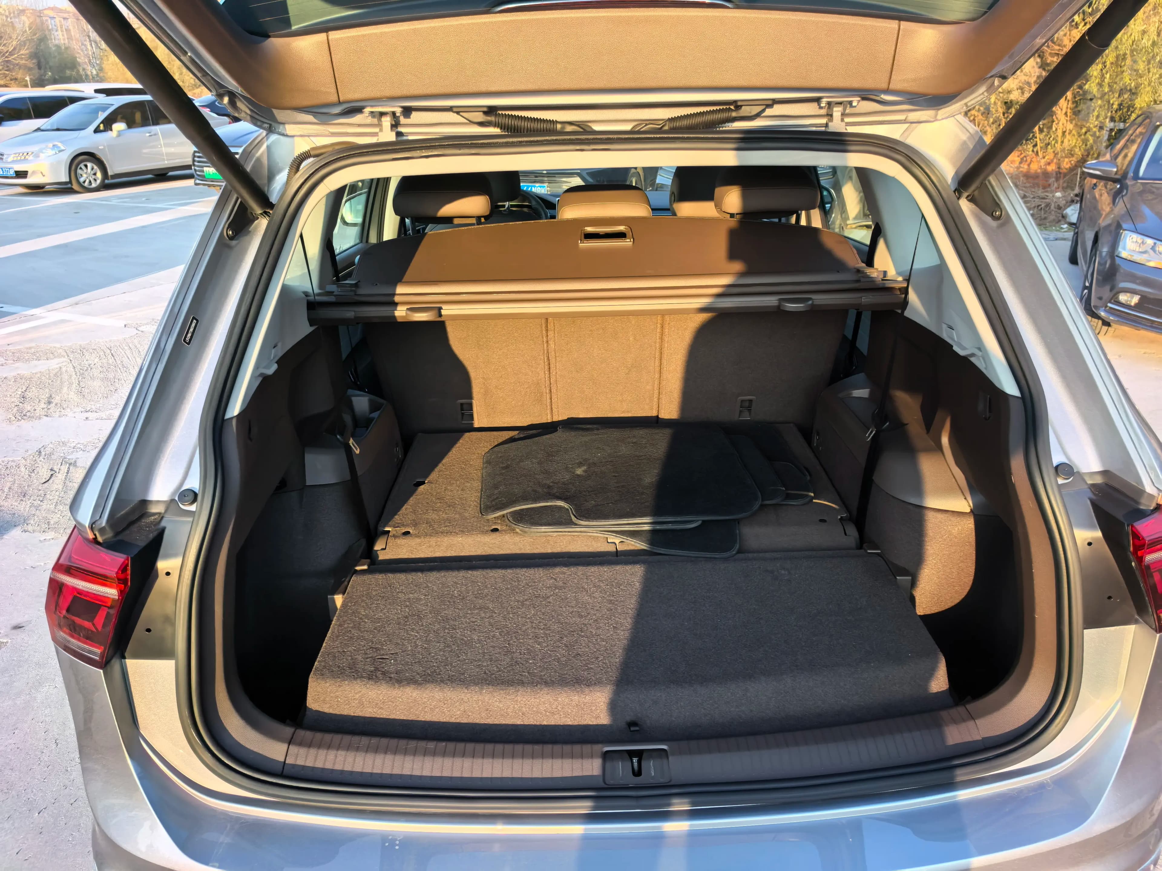 Volkswagen Tiguan L 2021 г. 5506 км. — фото 25