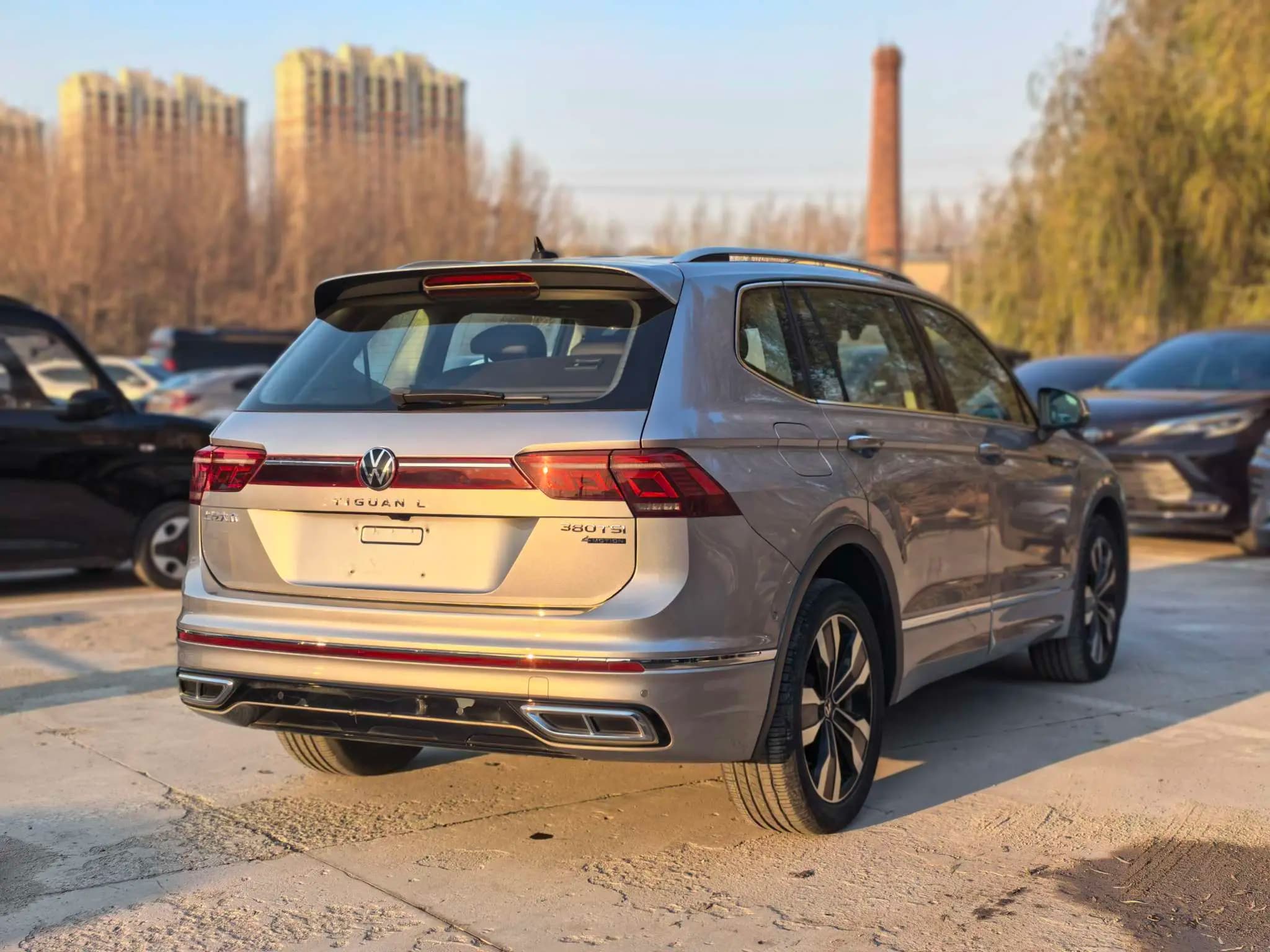 Volkswagen Tiguan L 2021 г. 5506 км. — фото 6