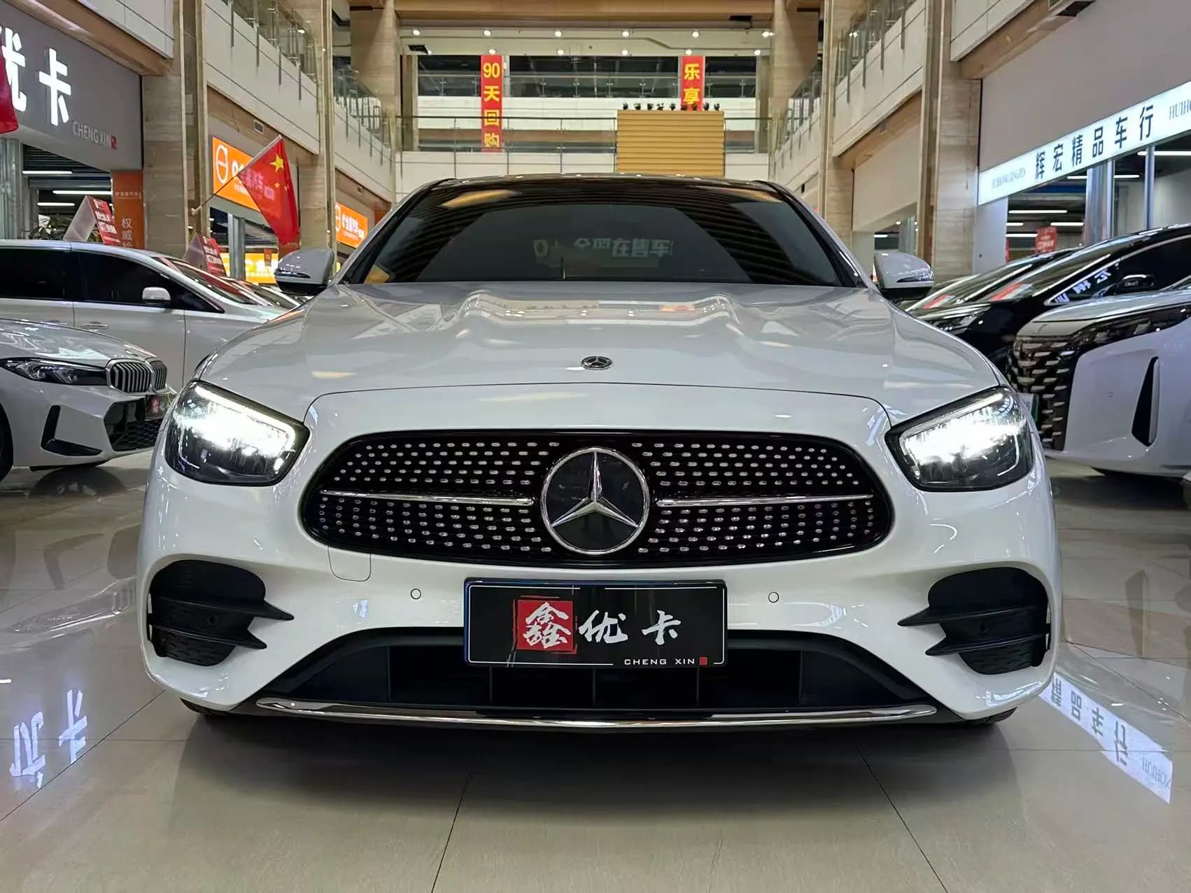 Mercedes-Benz E-Class 2021 г. 90058 км. — фото 2
