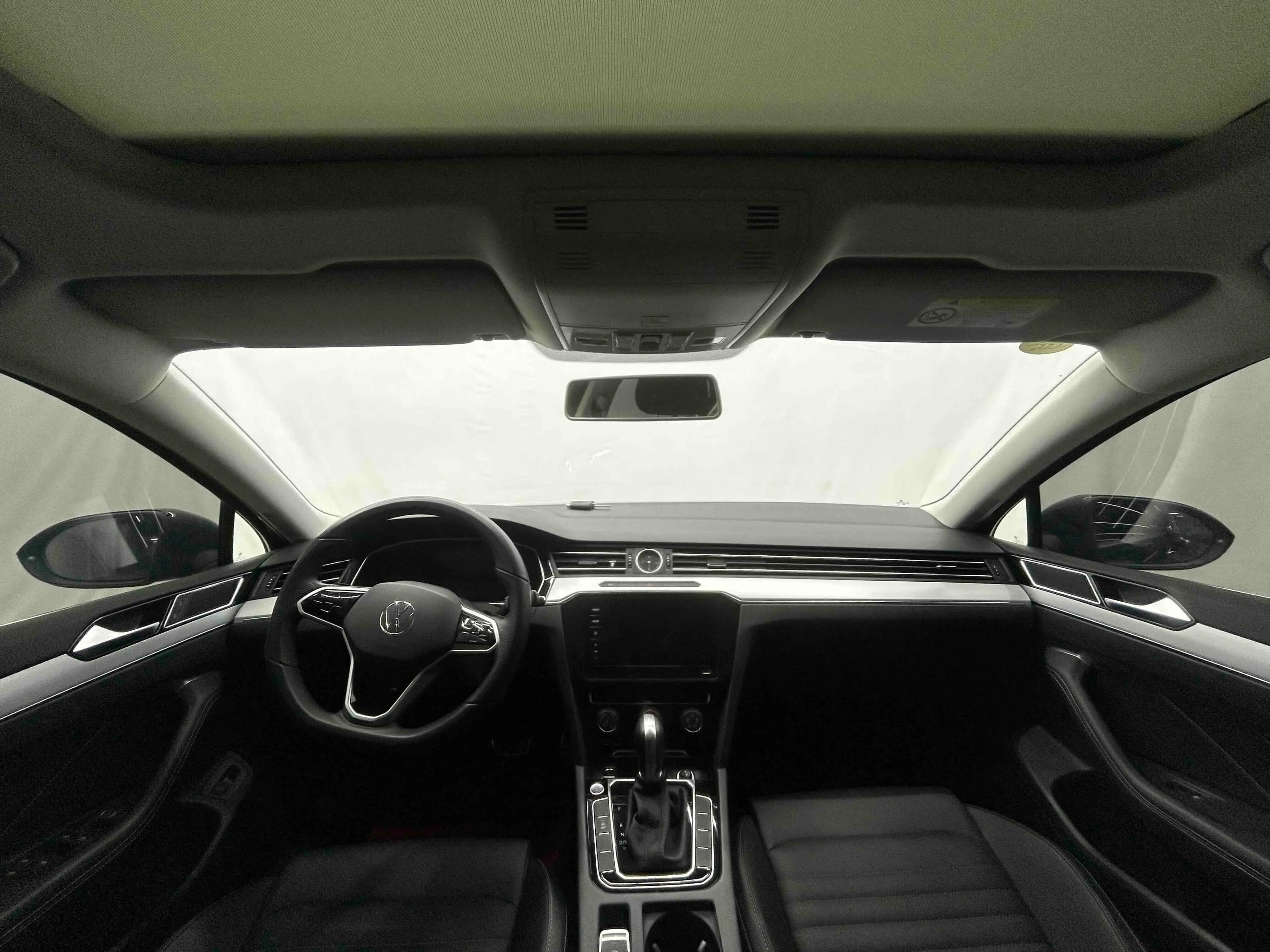 Volkswagen Magotan 2025 г. 25093 км. — фото 11