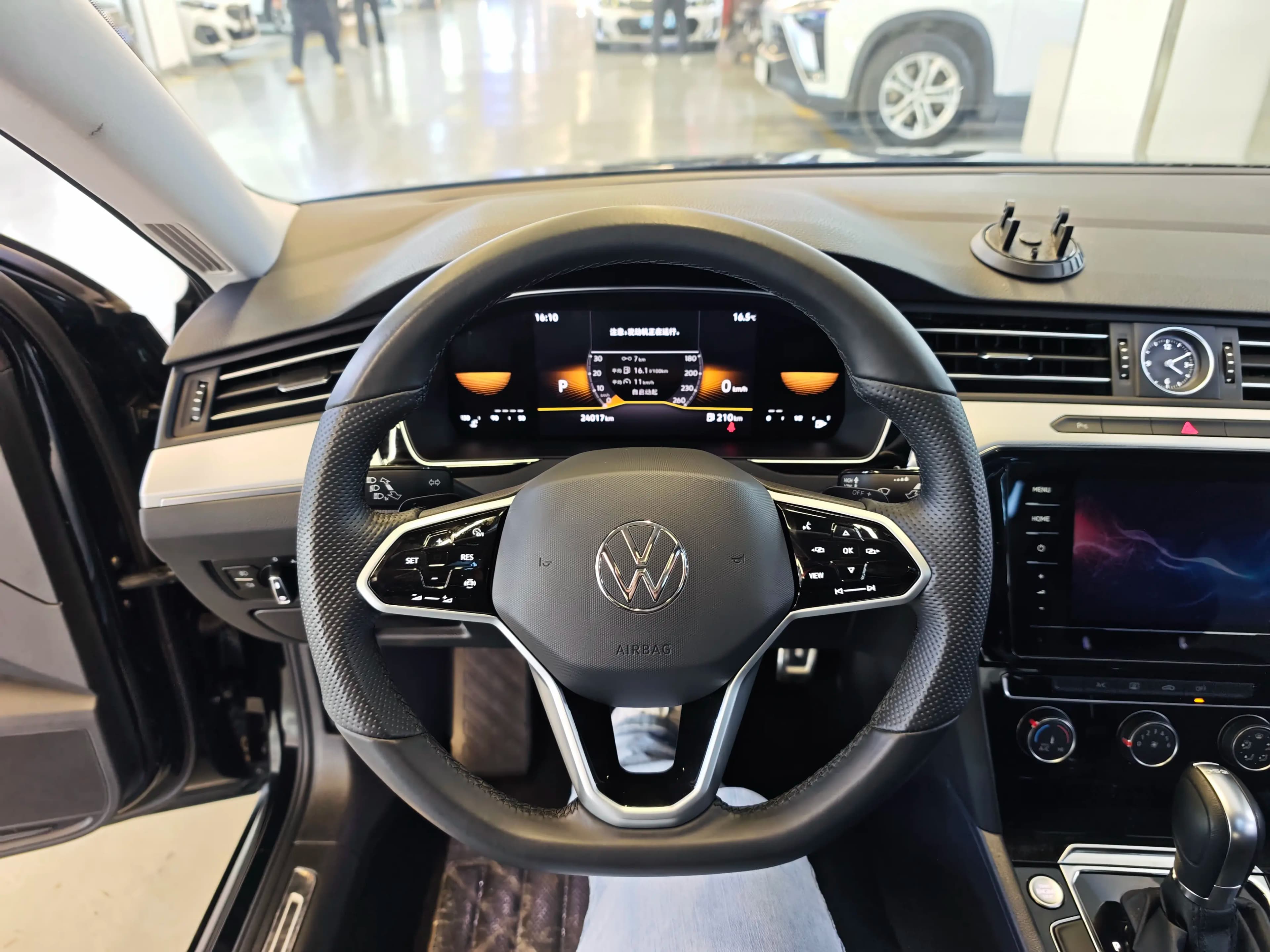 Volkswagen Magotan 2025 г. 20095 км. — фото 24