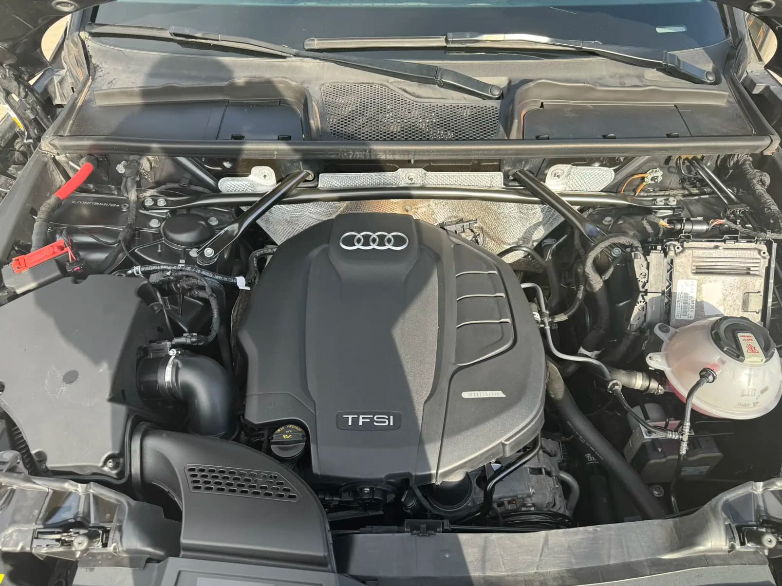 Audi Q5L 2022 г. 50032 км. — фото 10