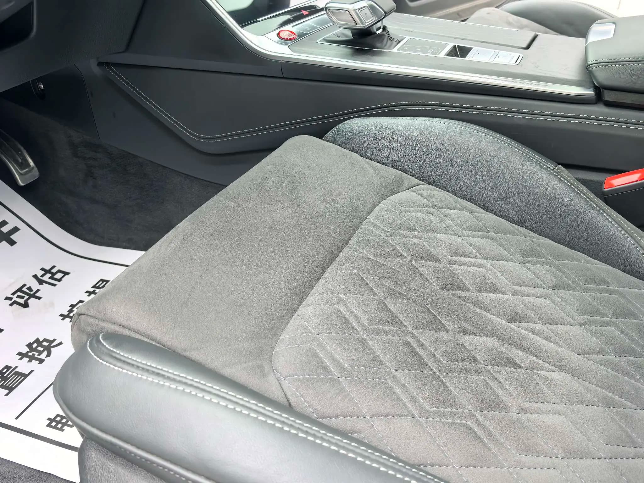 Audi A6L 2024 г. 30104 км. — фото 12