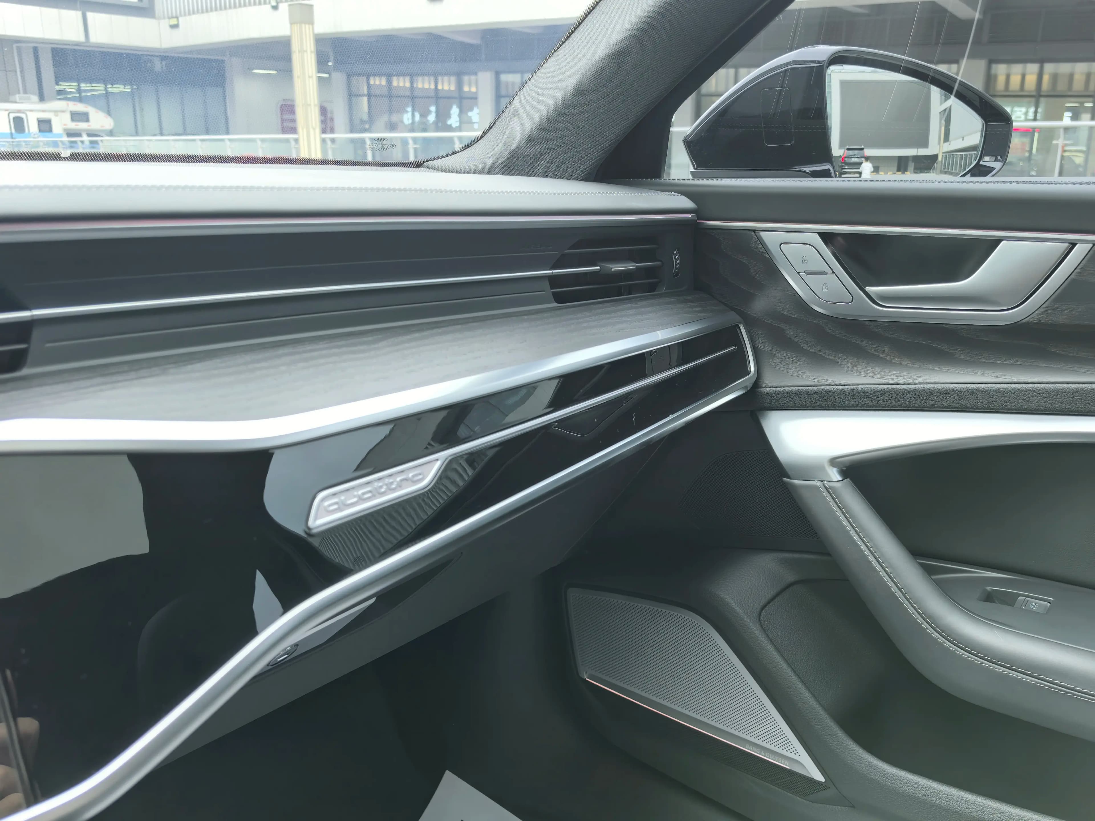 Audi A6L 2024 г. 30104 км. — фото 16