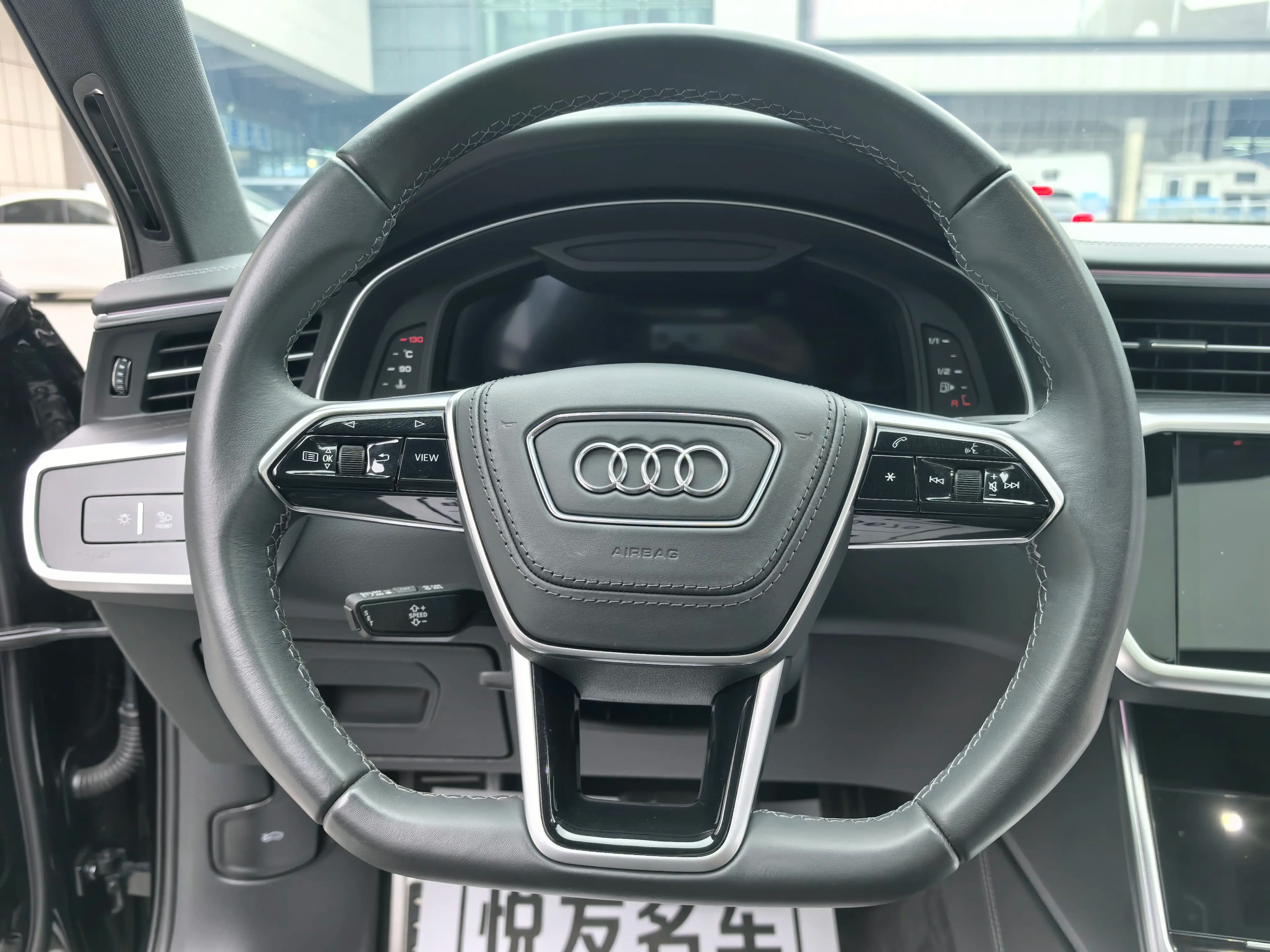 Audi A6L 2024 г. 30104 км. — фото 18