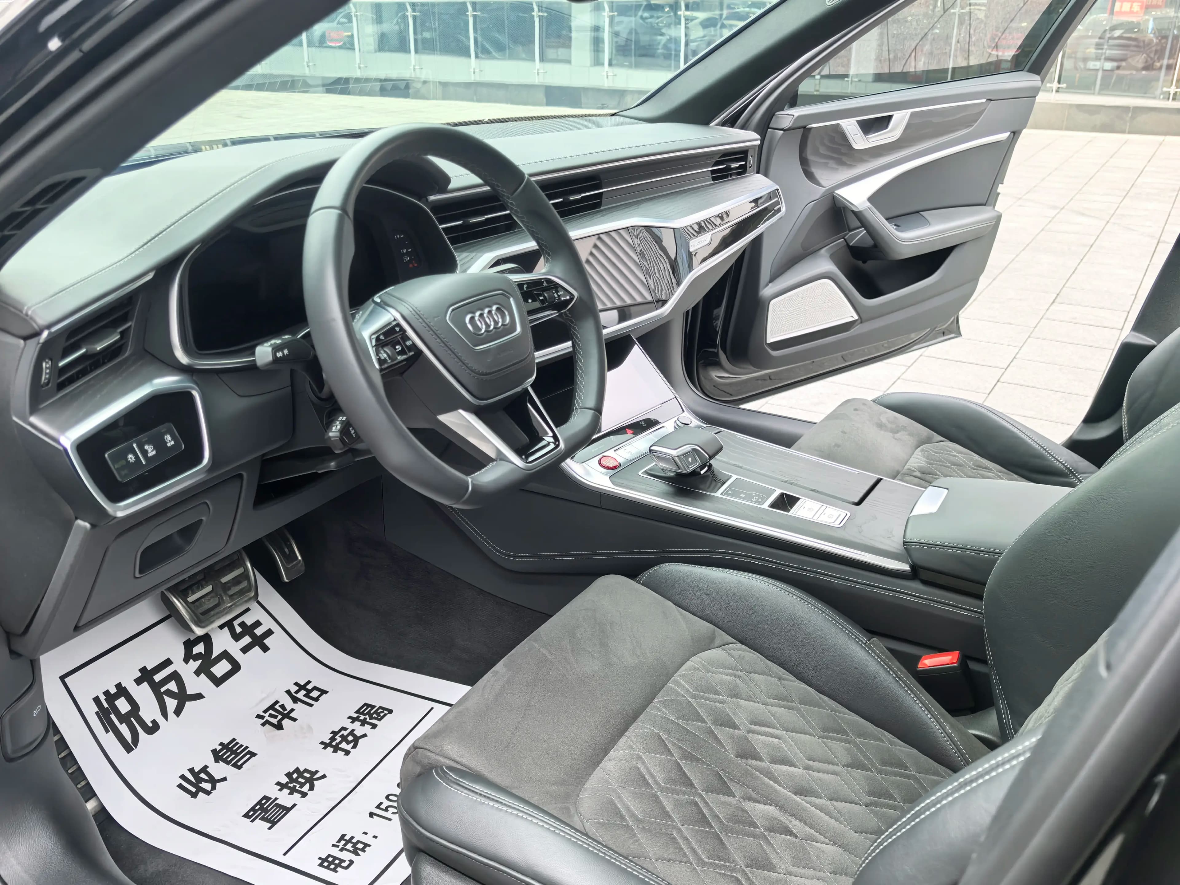 Audi A6L 2024 г. 30104 км. — фото 22