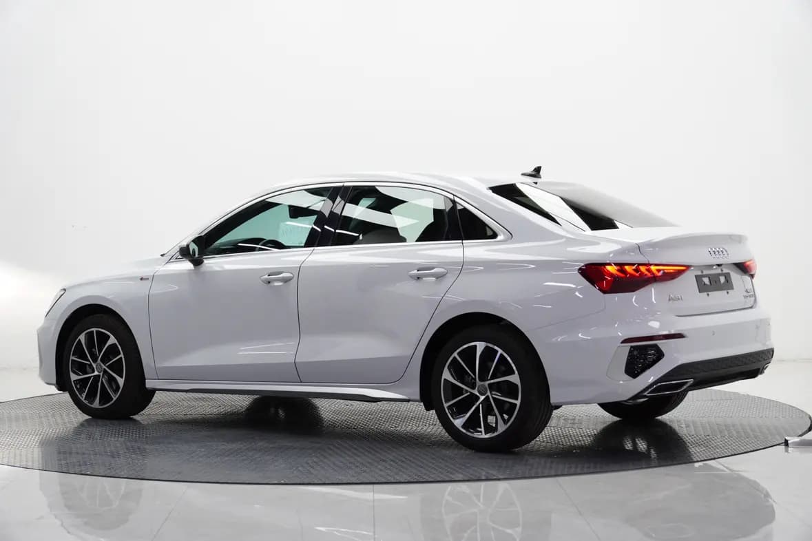 Audi A3 2021 г. 34105 км. — фото 4