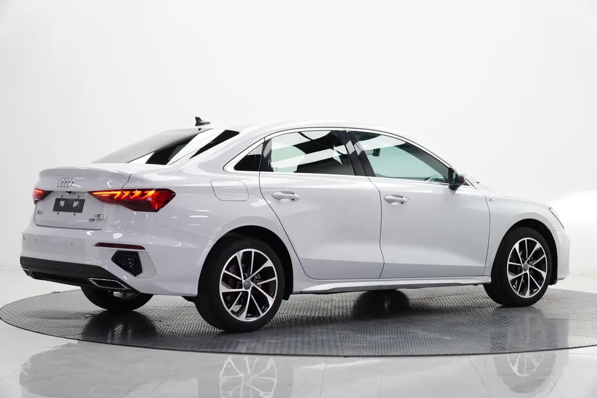 Audi A3 2021 г. 34105 км. — фото 6