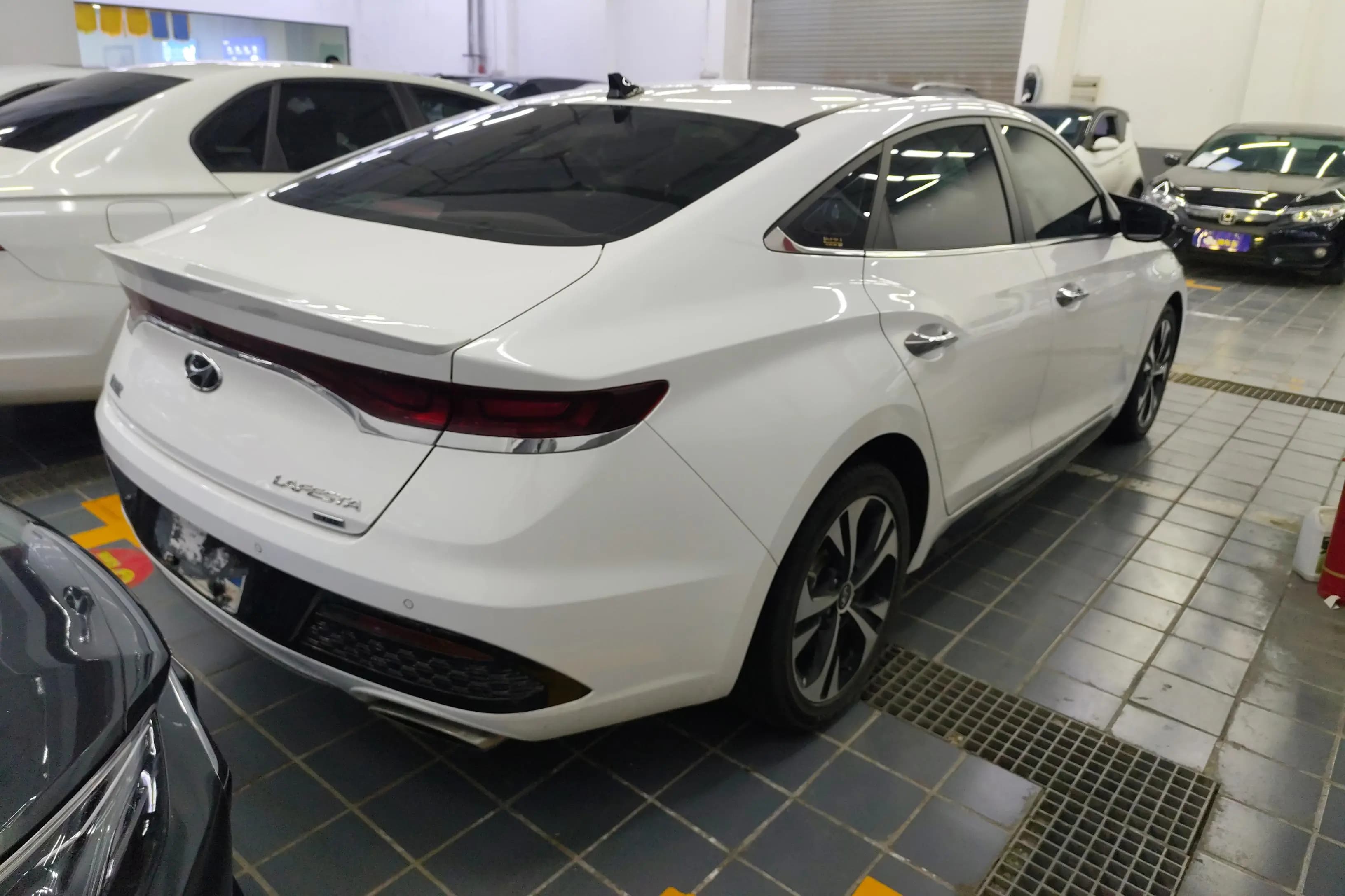 Hyundai Lafesta 2021 г. 67064 км. — фото 3