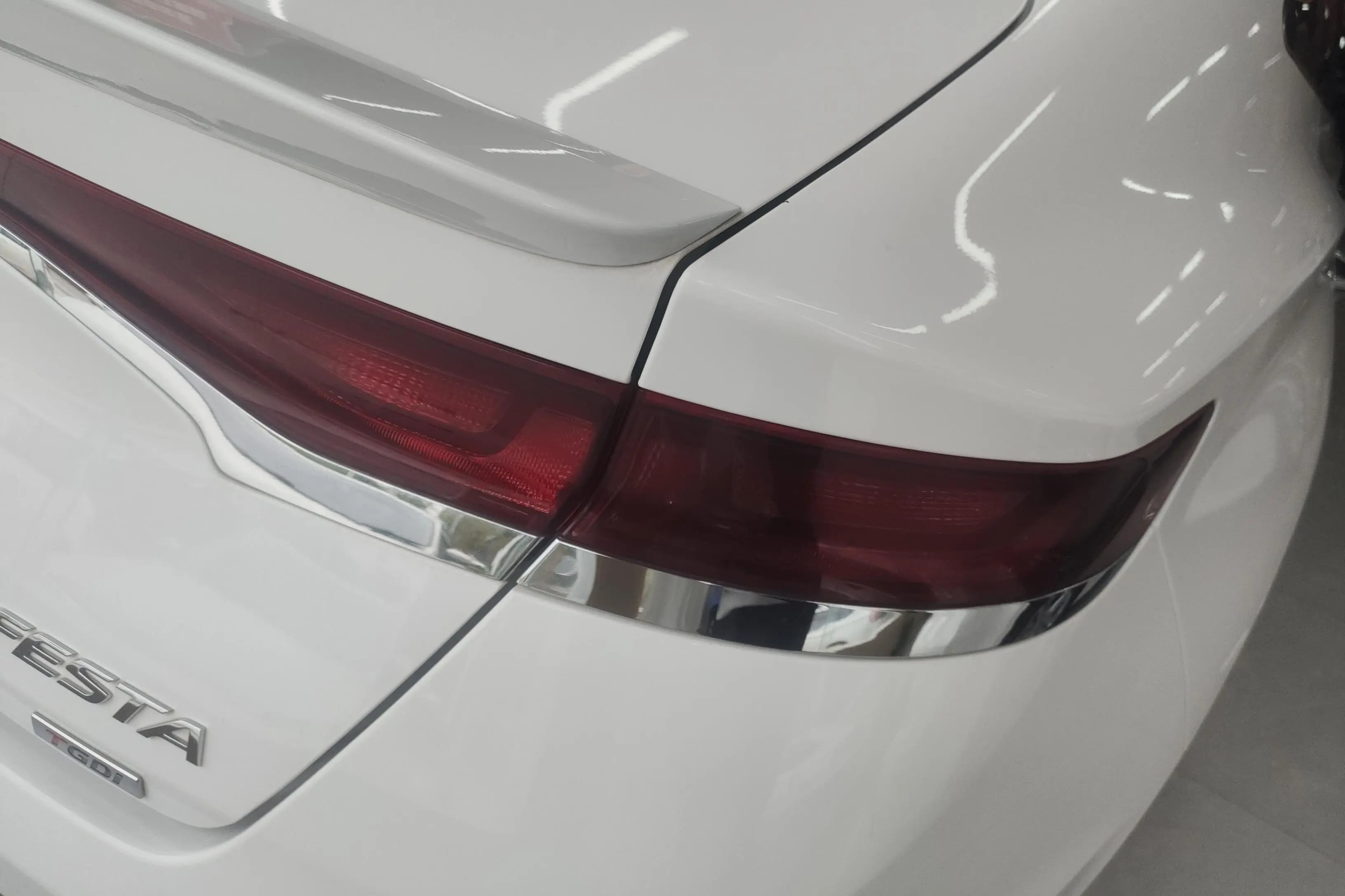 Hyundai Lafesta 2021 г. 67064 км. — фото 9