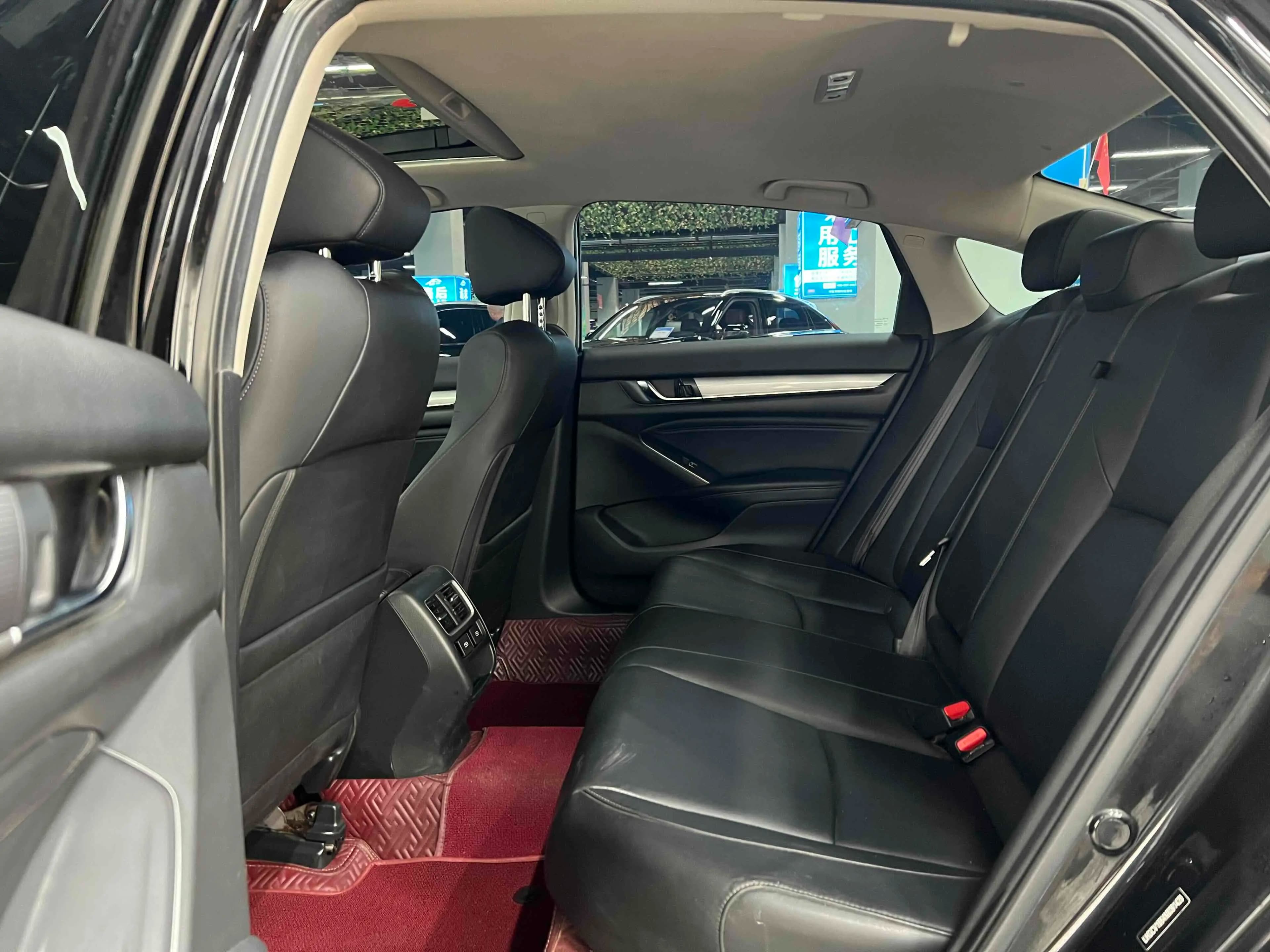 Honda Accord 2022 г. 41000 км. — фото 16