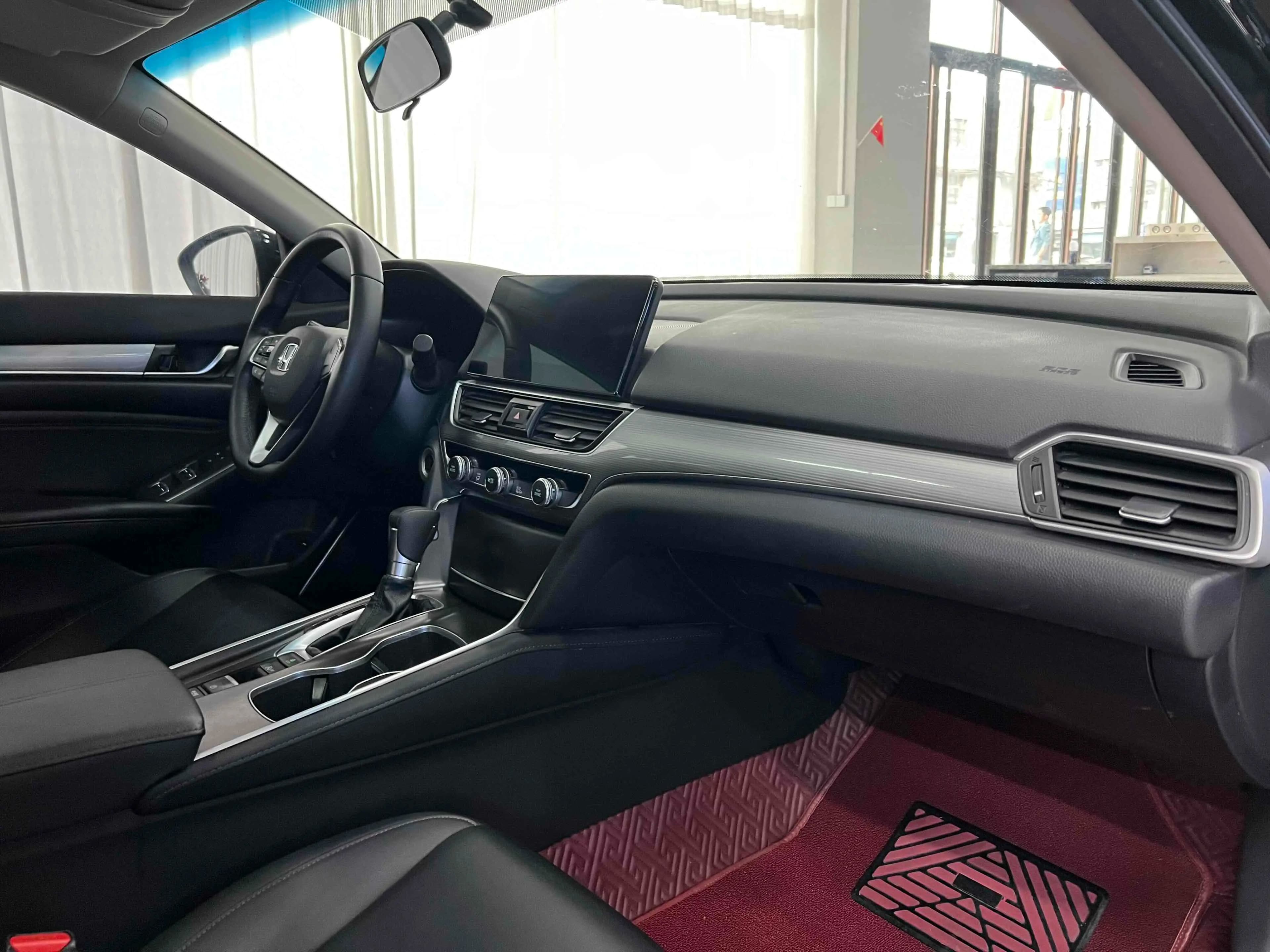 Honda Accord 2022 г. 41000 км. — фото 9