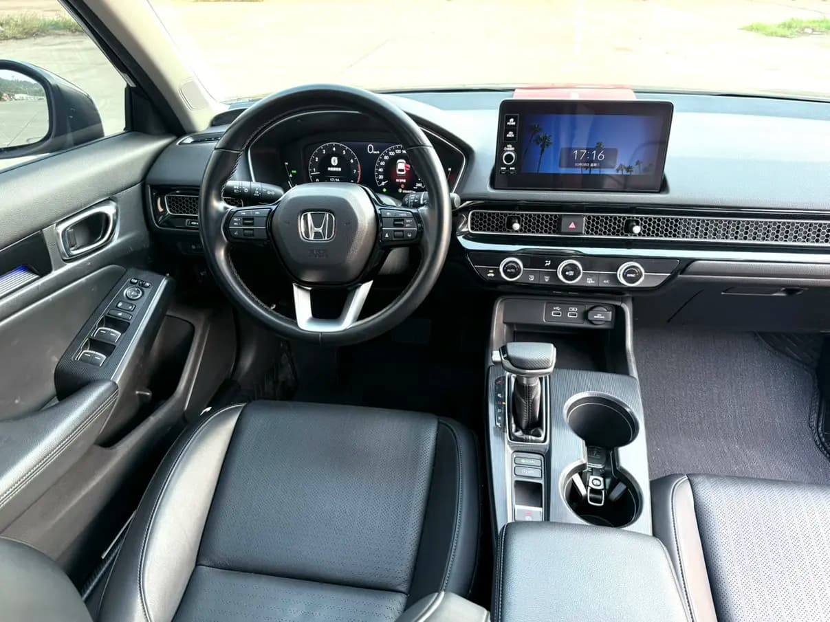 Honda Integra 2023 г. 50119 км. — фото 19