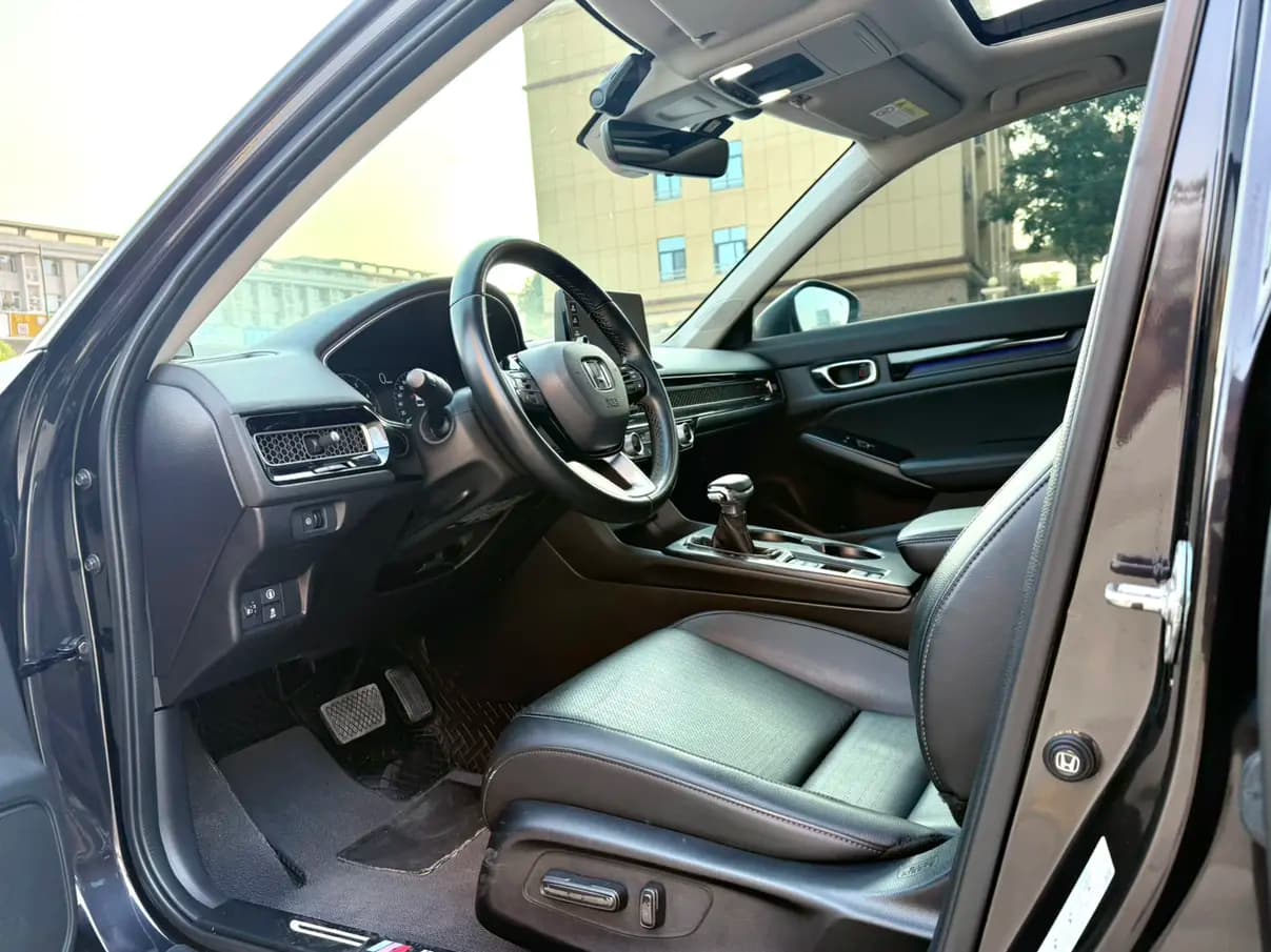Honda Integra 2023 г. 50119 км. — фото 21