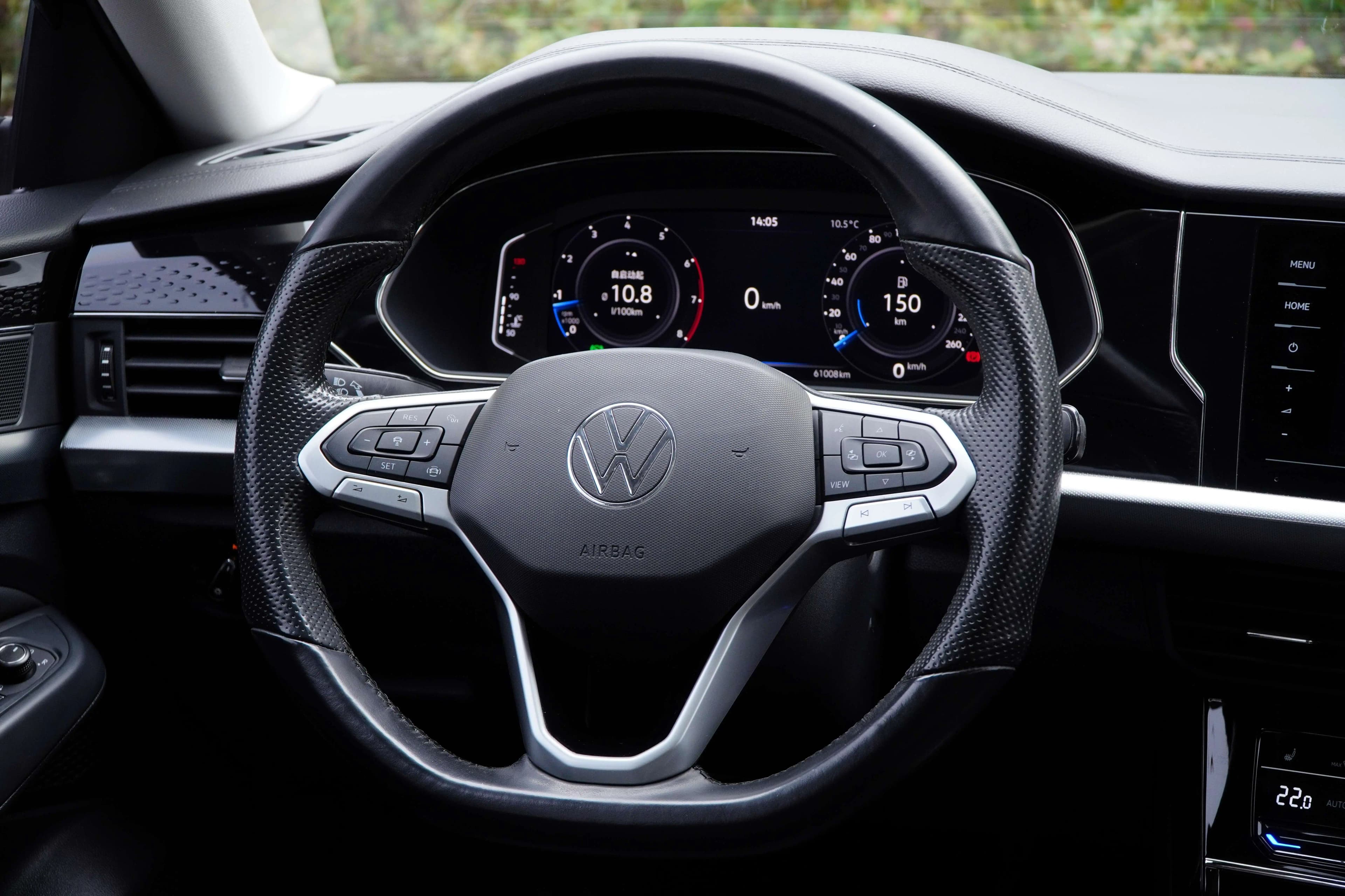 Volkswagen Passat 2021 г. 61006 км. — фото 20