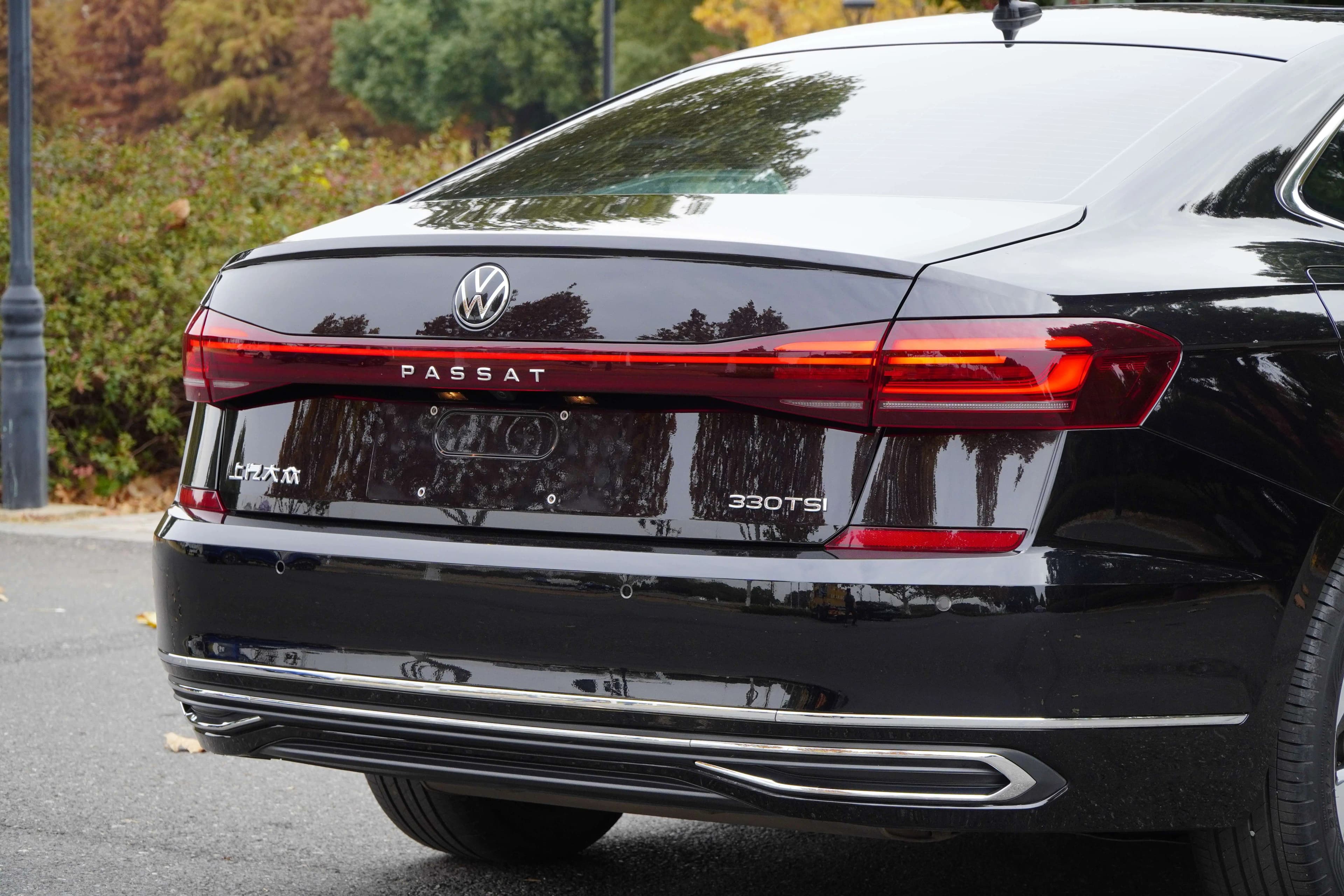 Volkswagen Passat 2021 г. 61006 км. — фото 7