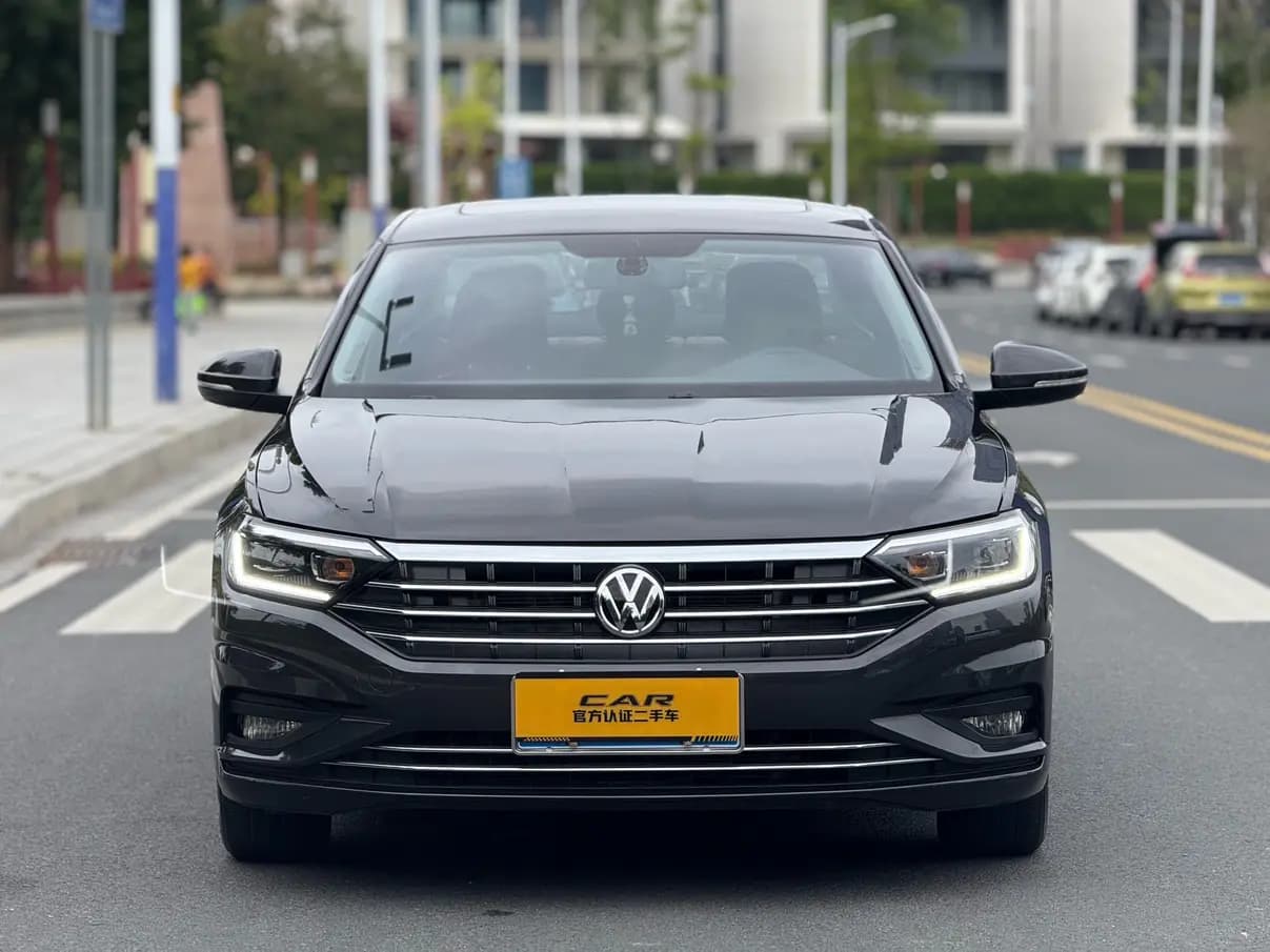 Volkswagen Sagitar 2021 г. 49117 км. — фото 2