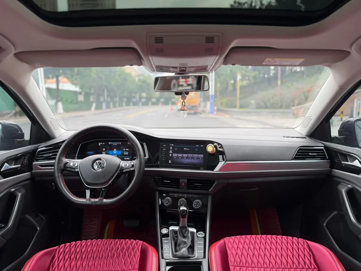 Volkswagen Sagitar 2021 г. 49117 км. — фото 12