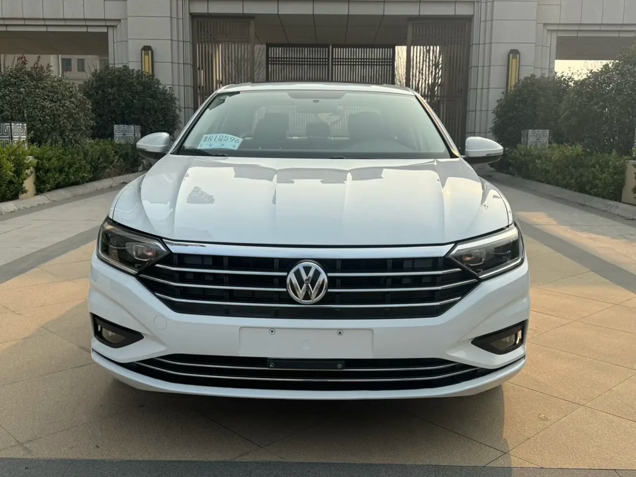 Volkswagen Sagitar 2021 г. 40118 км. — фото 2
