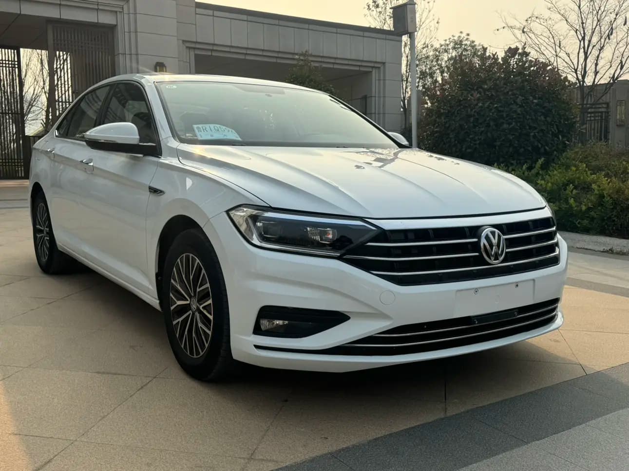 Volkswagen Sagitar 2021 г. 40118 км. — фото 3