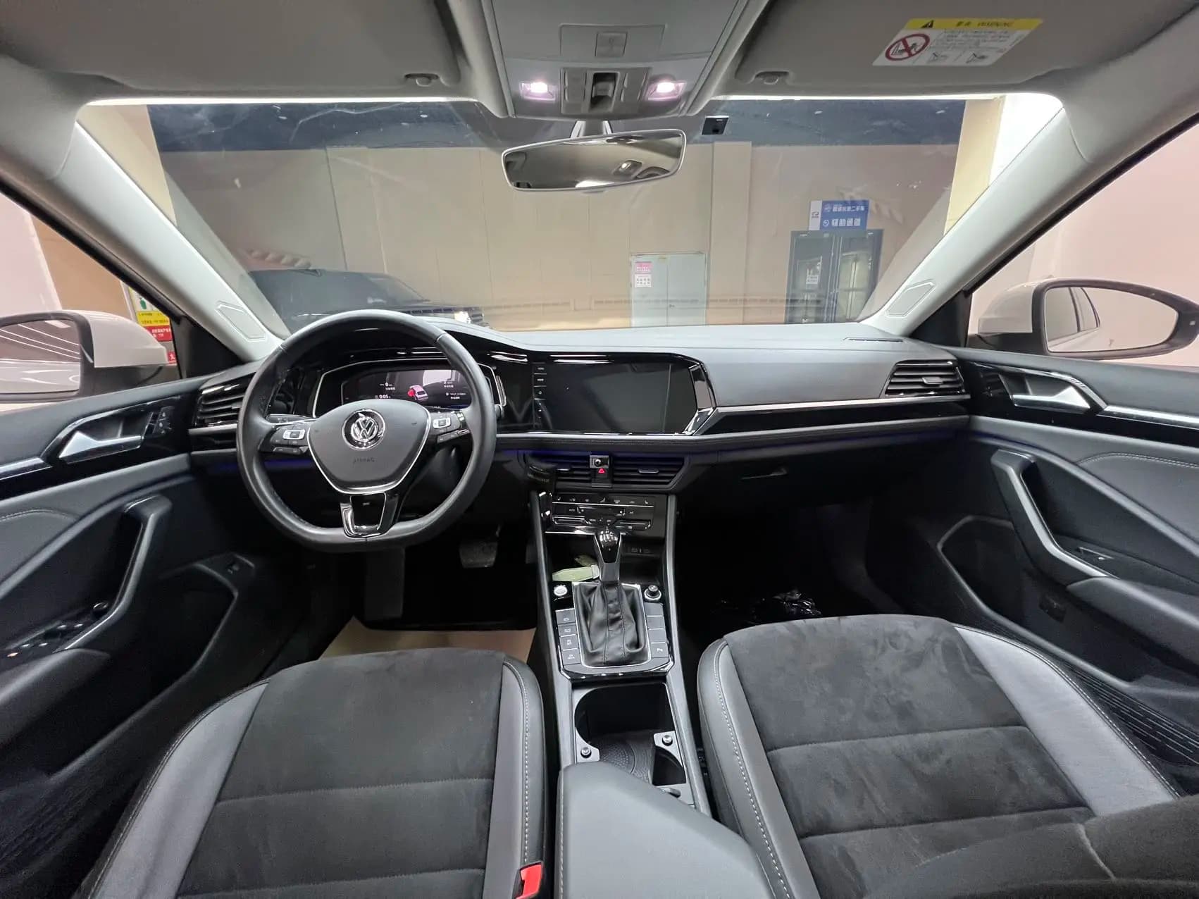 Volkswagen Sagitar 2021 г. 34119 км. — фото 12