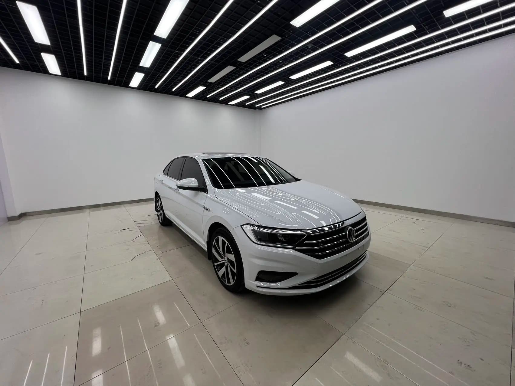 Volkswagen Sagitar 2021 г. 34119 км. — фото 3