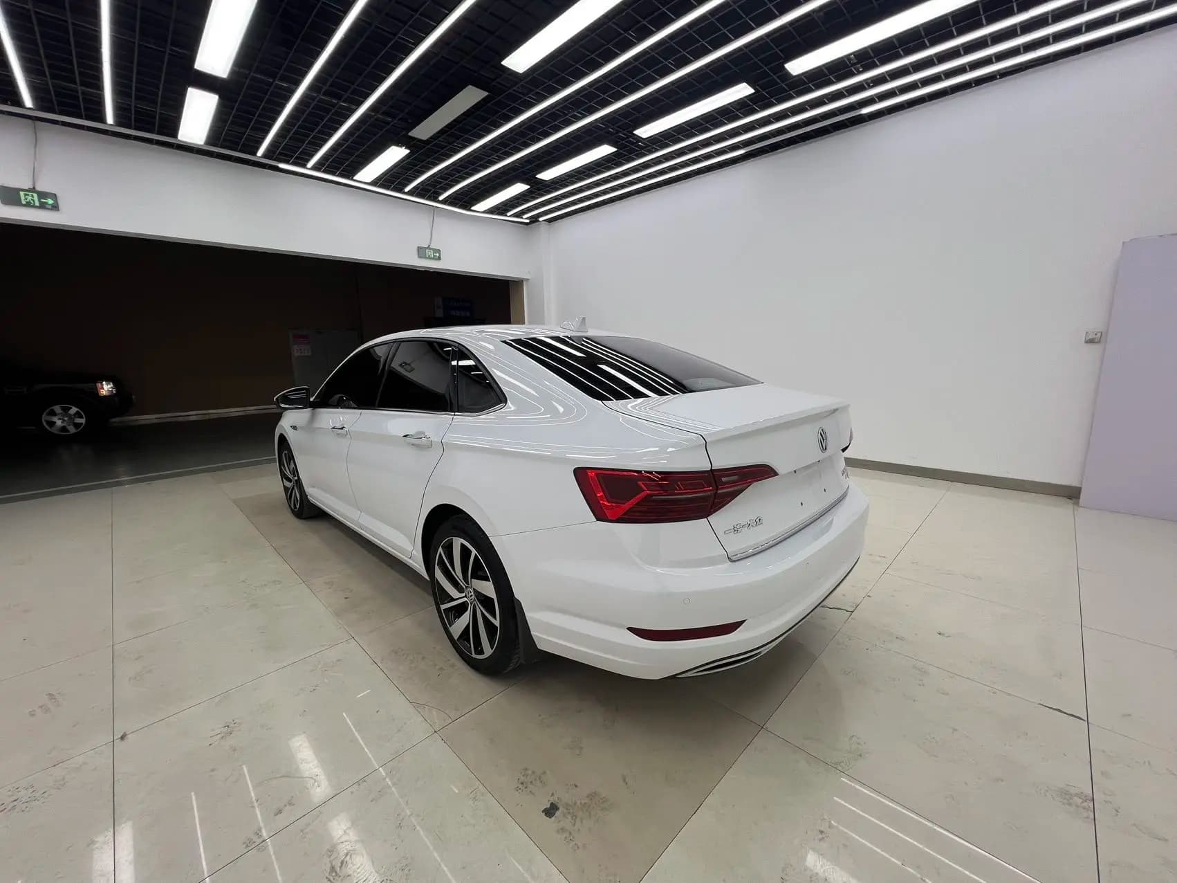 Volkswagen Sagitar 2021 г. 34119 км. — фото 4