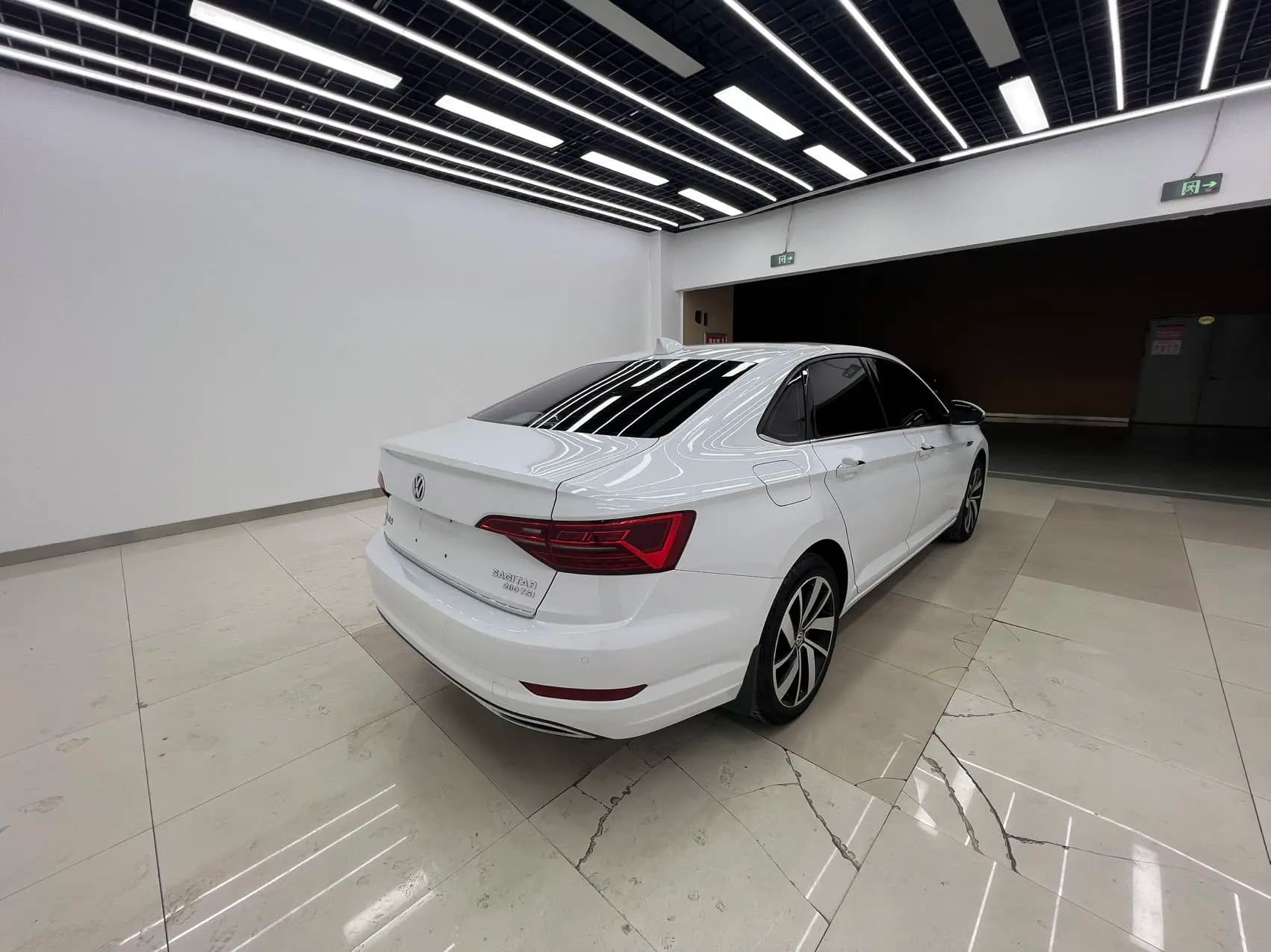Volkswagen Sagitar 2021 г. 34119 км. — фото 6