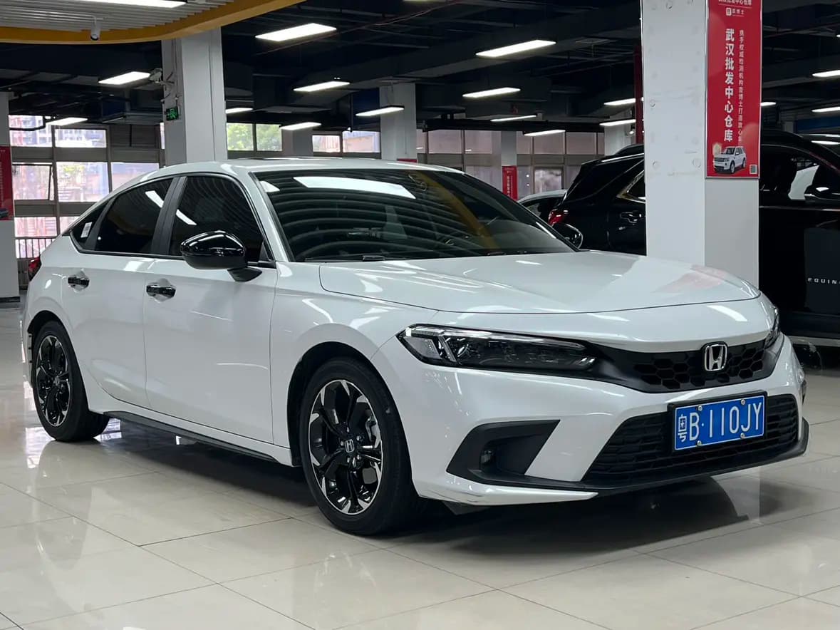 Honda Civic 2022 г. 22141 км. — фото 3