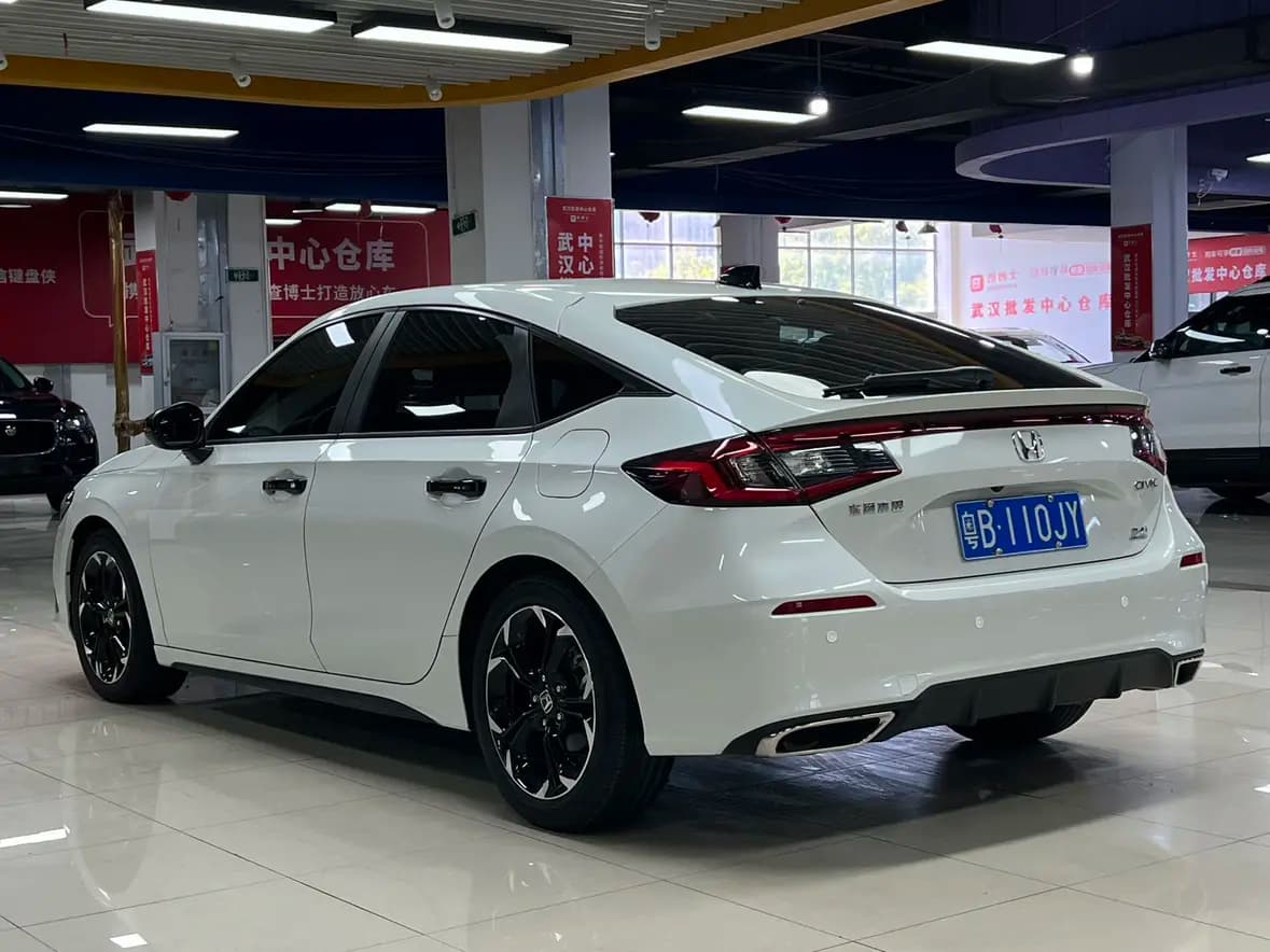 Honda Civic 2022 г. 22141 км. — фото 5