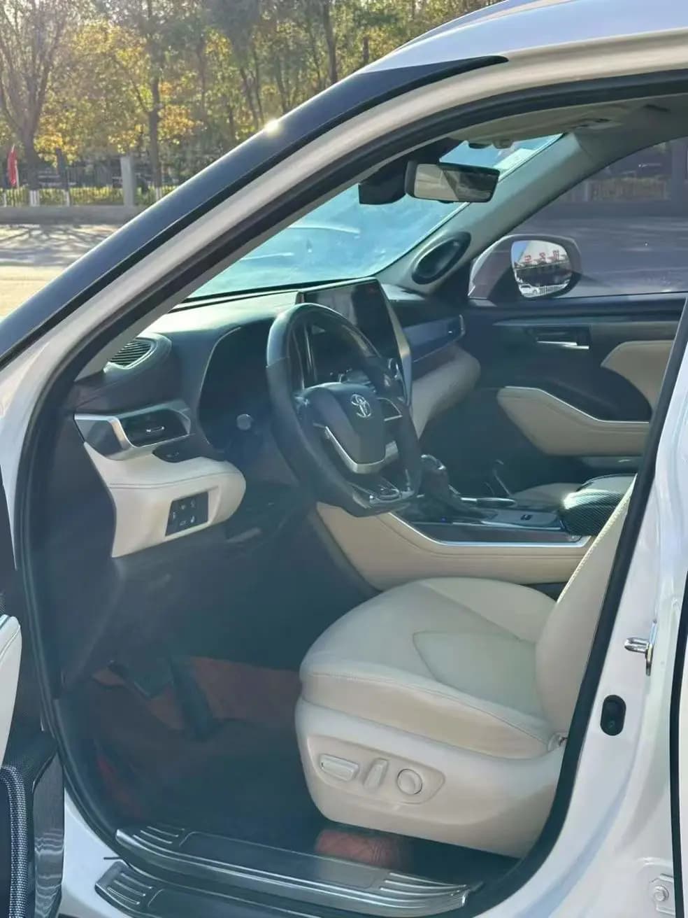 Toyota Highlander 2022 г. 100118 км. — фото 8