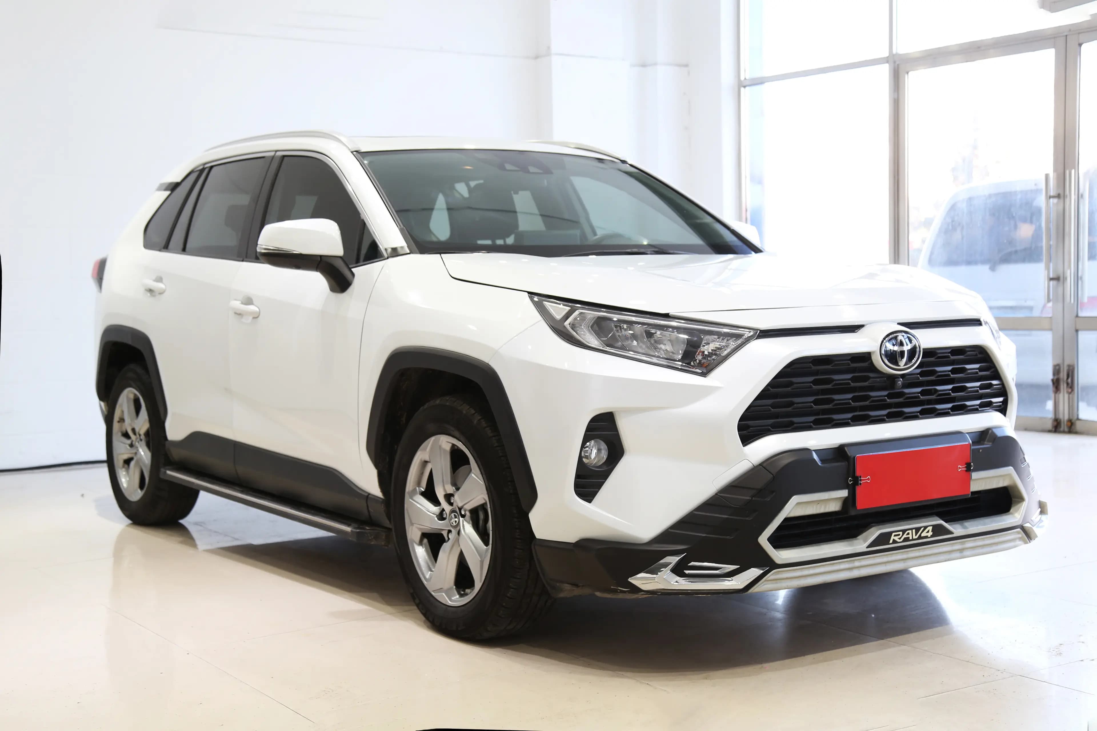 Toyota RAV4 2021 г. 27089 км. — фото 2