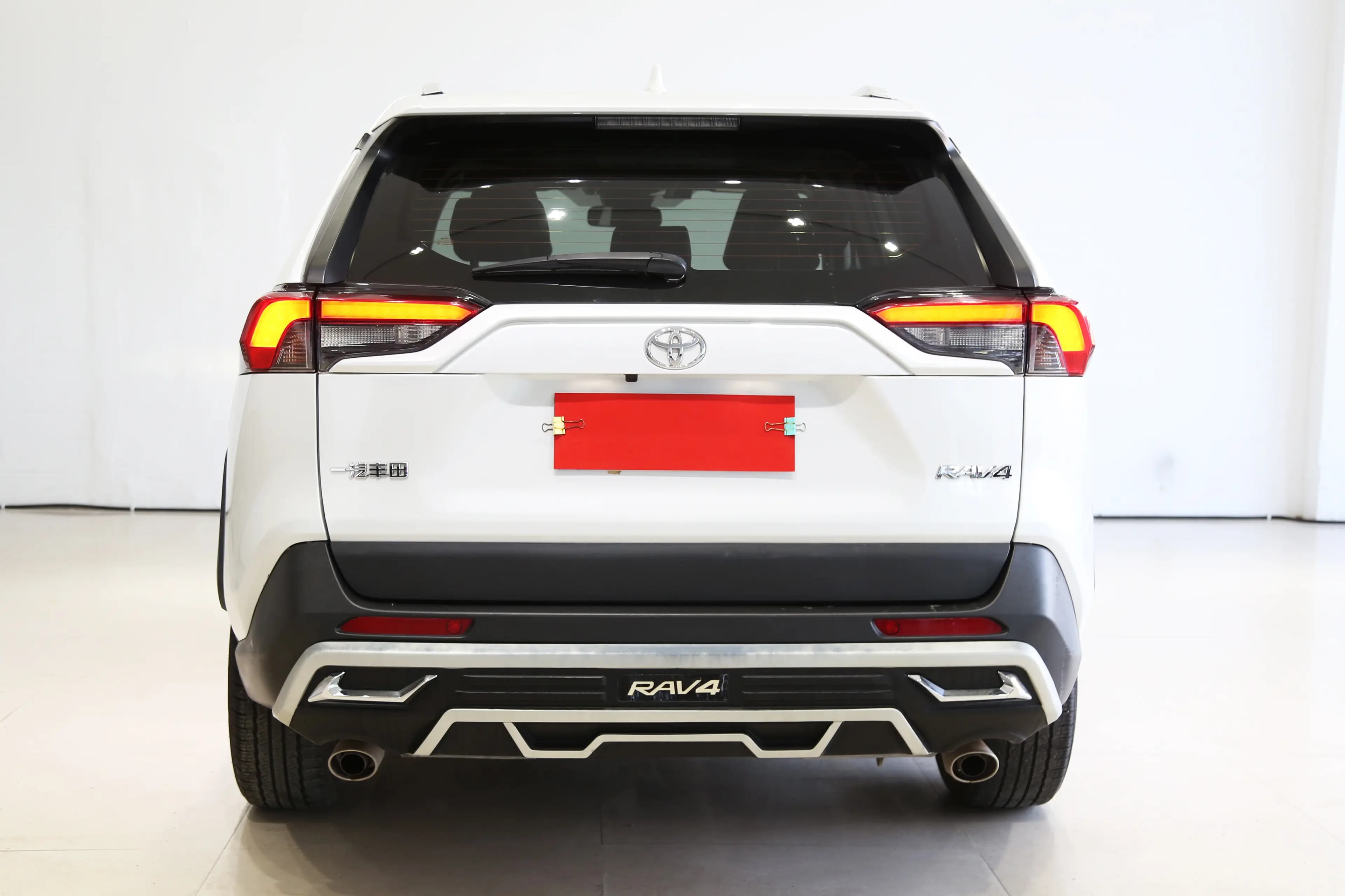 Toyota RAV4 2021 г. 27089 км. — фото 4