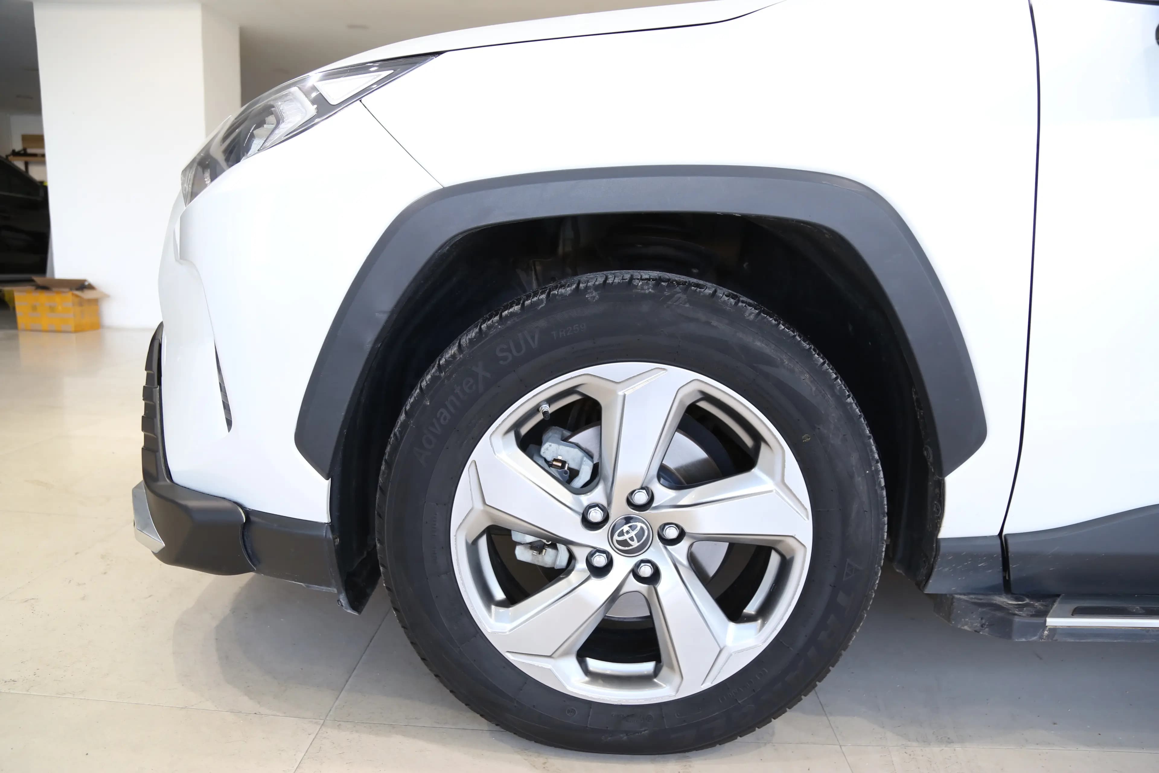 Toyota RAV4 2021 г. 27089 км. — фото 9