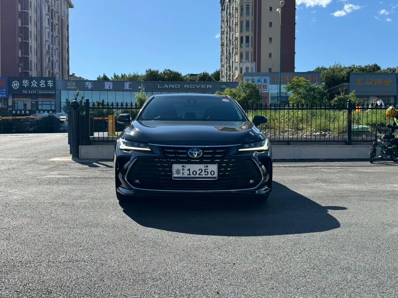 Toyota Avalon 2023 г. 50108 км. — фото 2