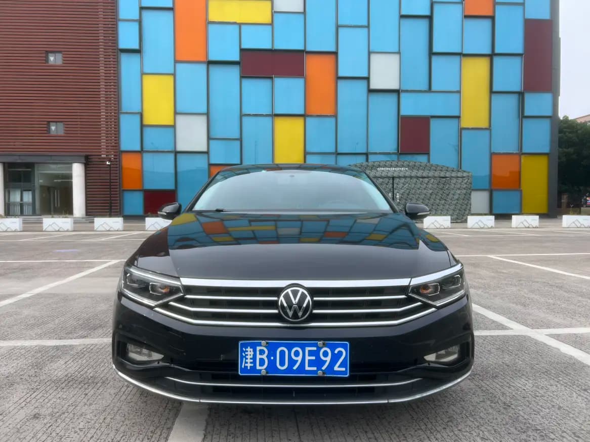 Volkswagen Magotan 2021 г. 114096 км. — фото 2