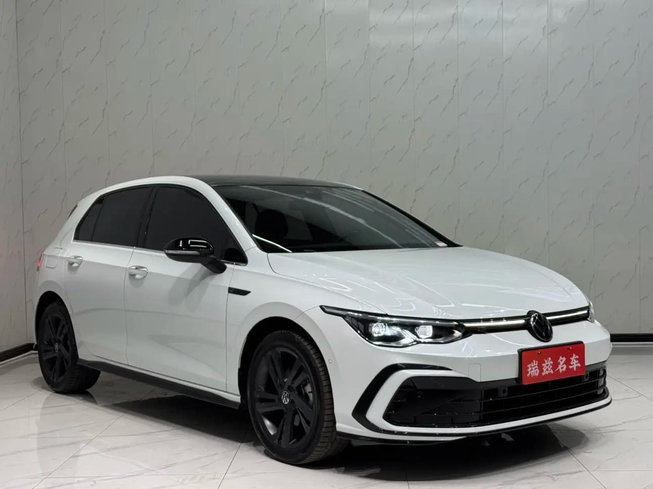 Volkswagen Golf 2021 г. 39132 км. — фото 3