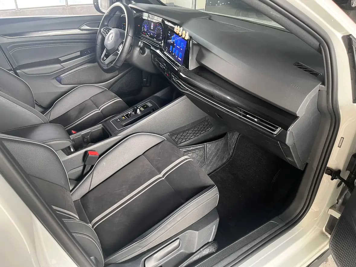 Volkswagen Golf 2022 г. 33633 км. — фото 16