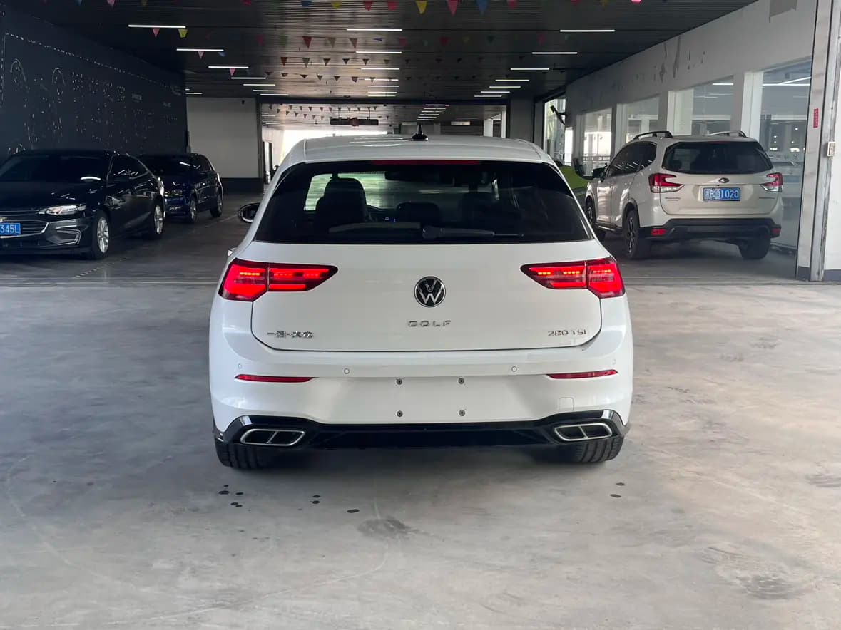 Volkswagen Golf 2022 г. 33633 км. — фото 6