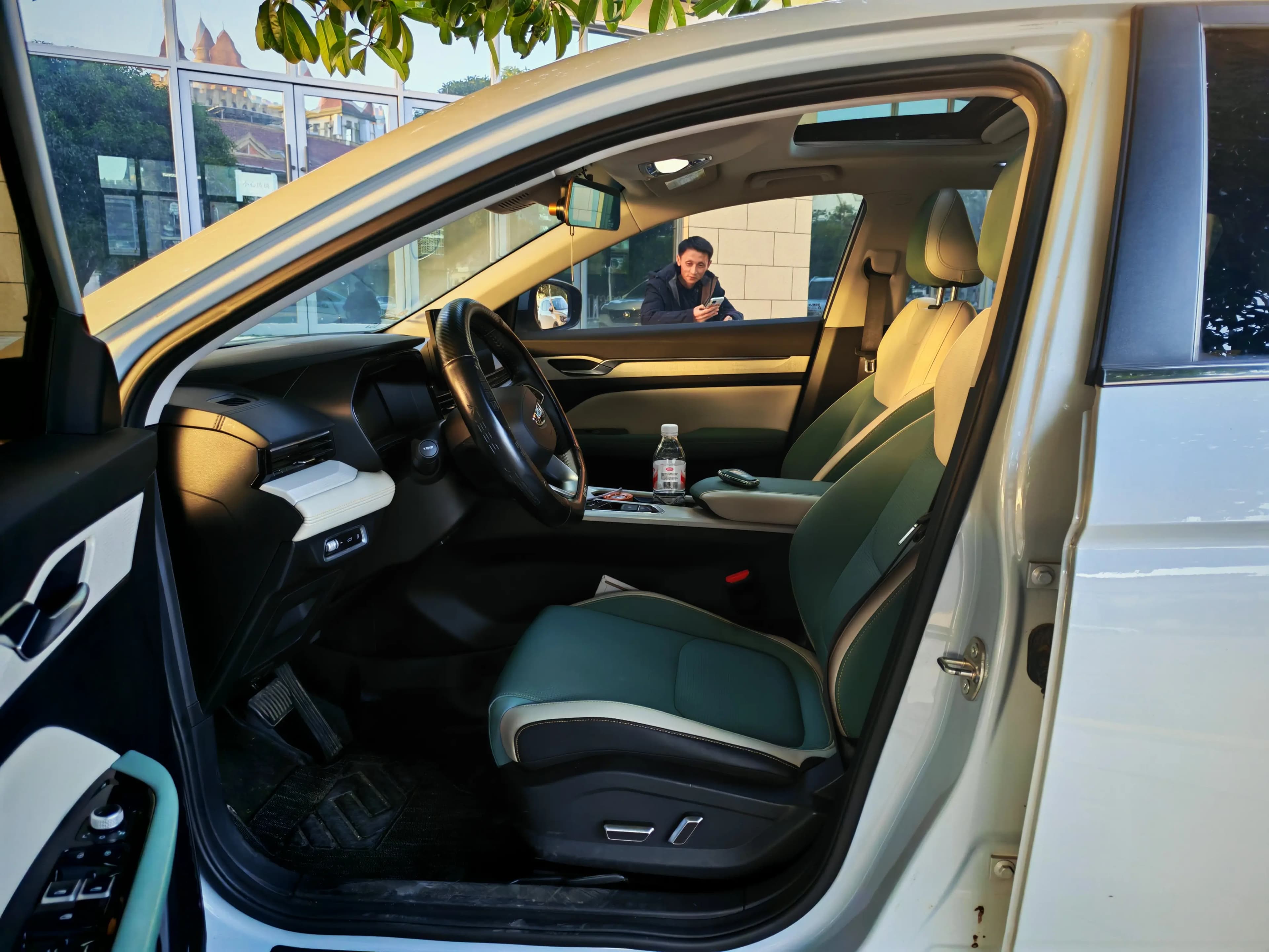 Geely Emgrand L HiP 2022 г. 58042 км. — фото 12