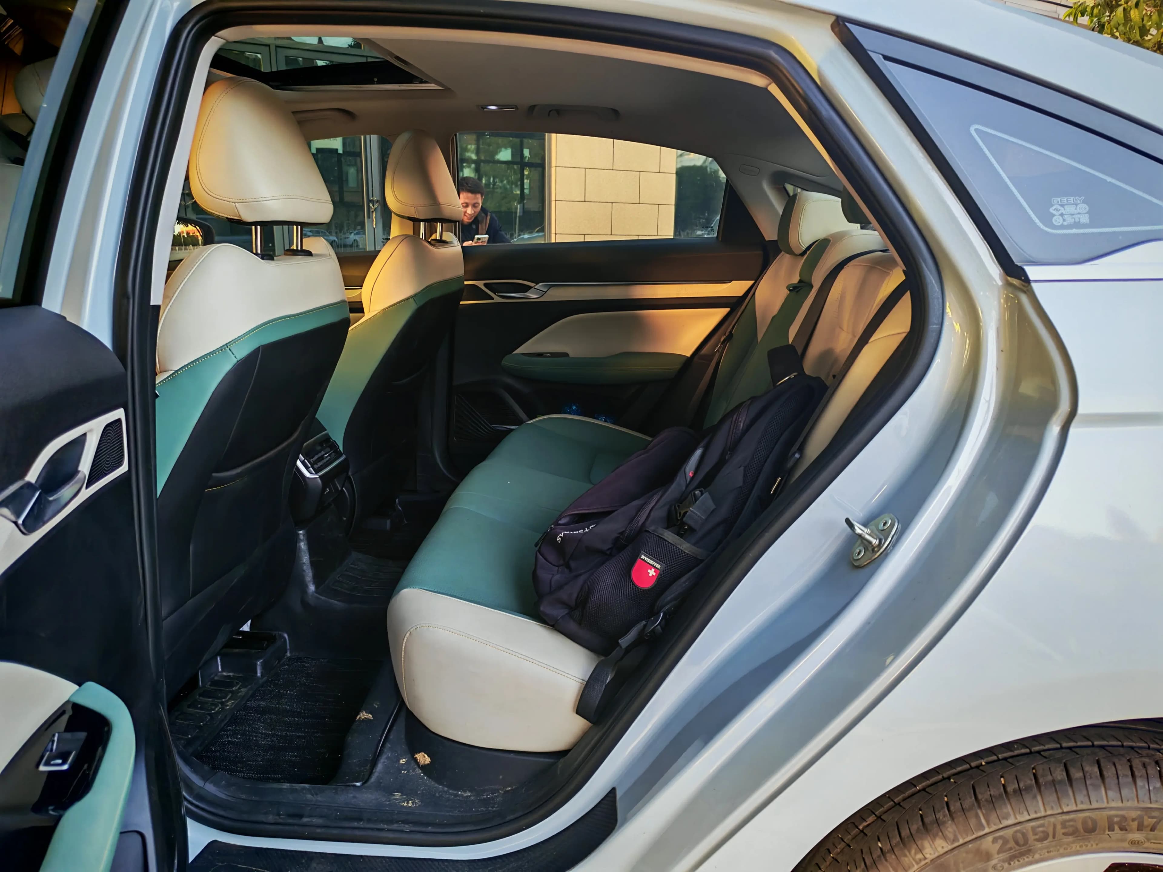 Geely Emgrand L HiP 2022 г. 58042 км. — фото 13