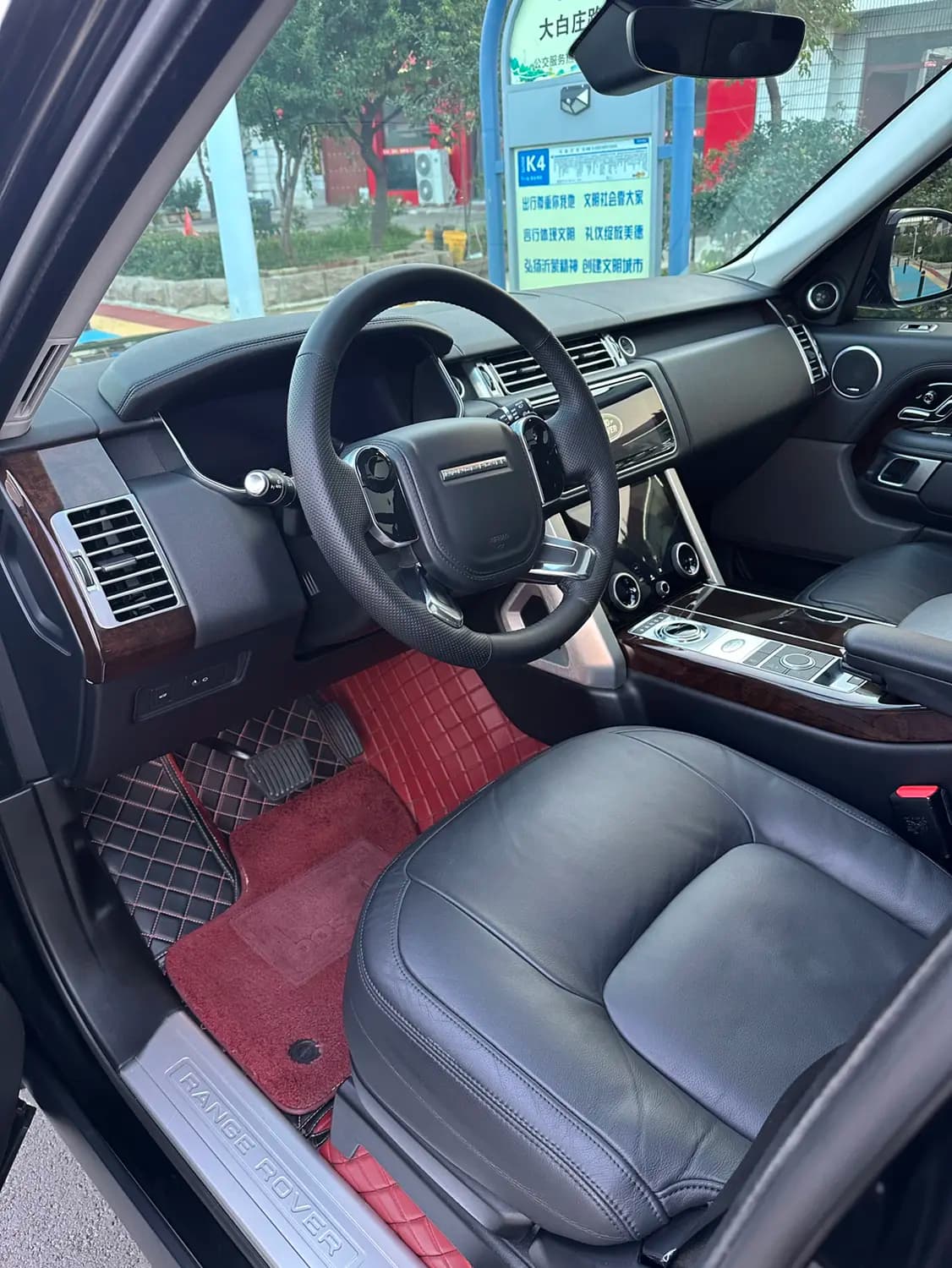 Land Rover Range rover 2022 г. 80132 км. — фото 30