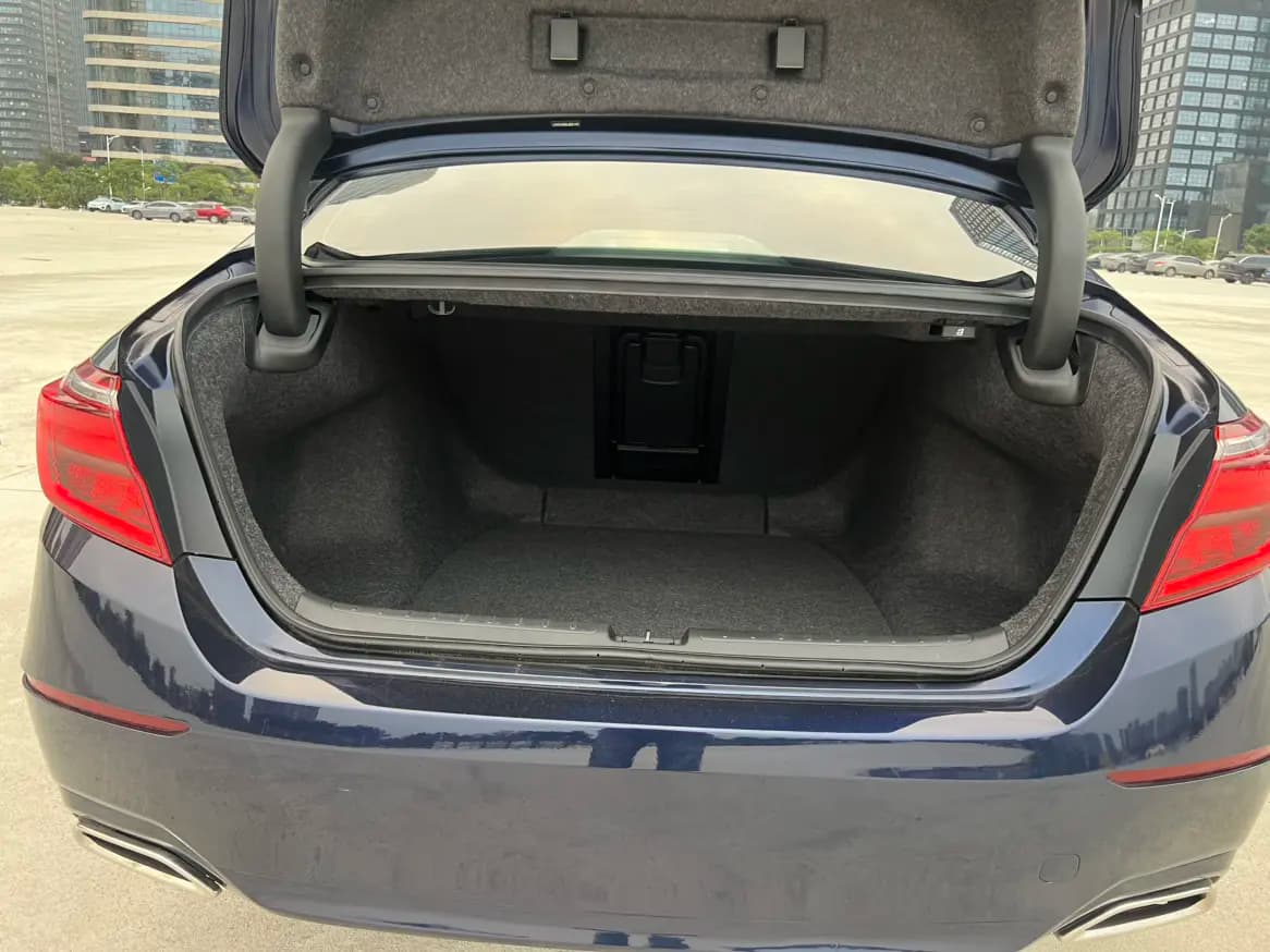Honda Inspire 2021 г. 60115 км. — фото 19