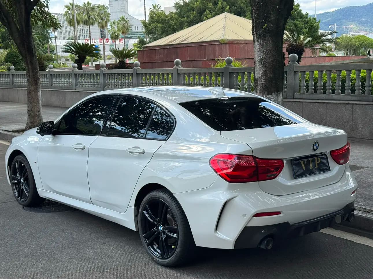 BMW 1 Series 2022 г. 46076 км. — фото 4