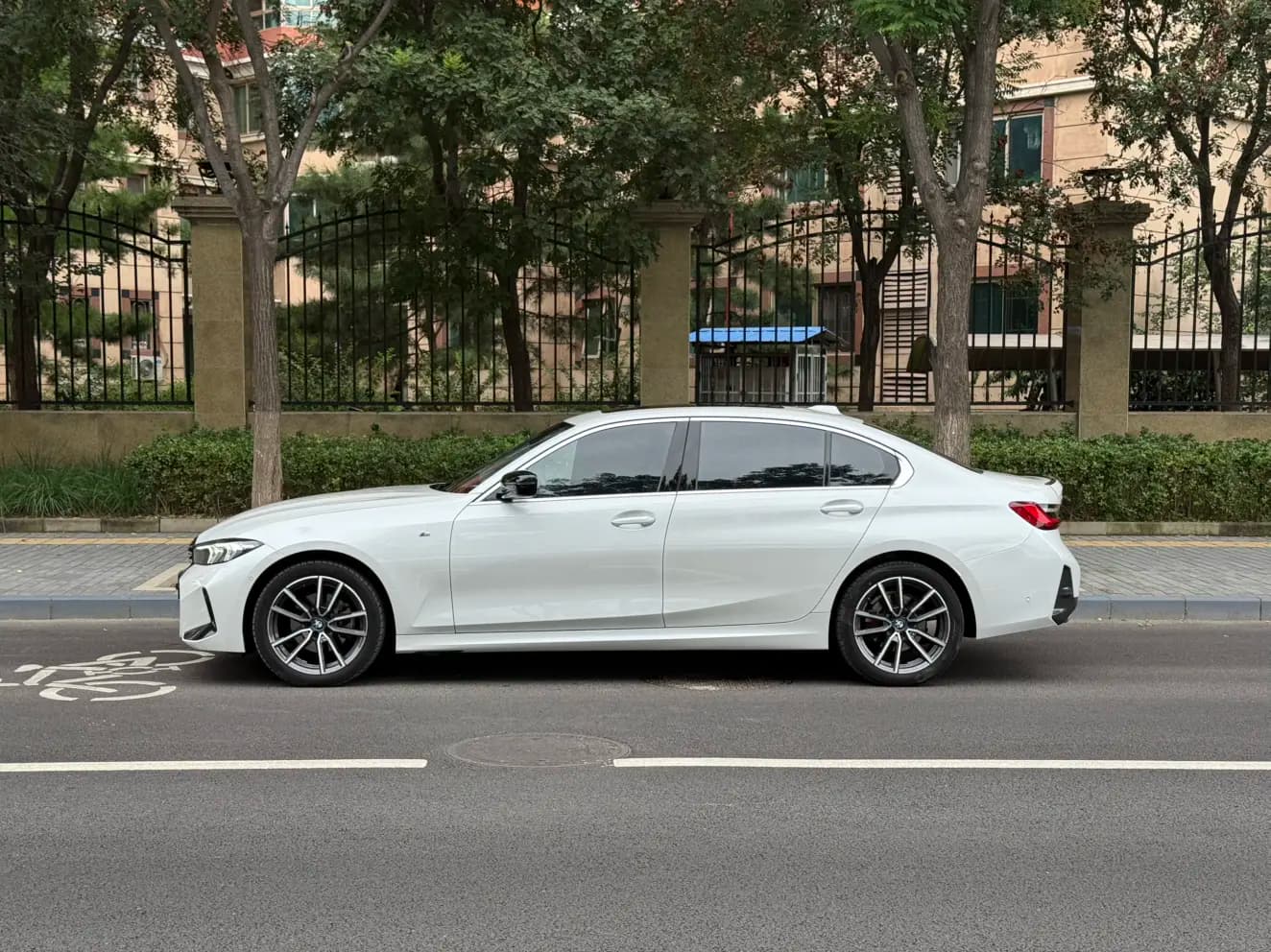 BMW 3 Series 2023 г. 37119 км. — фото 4