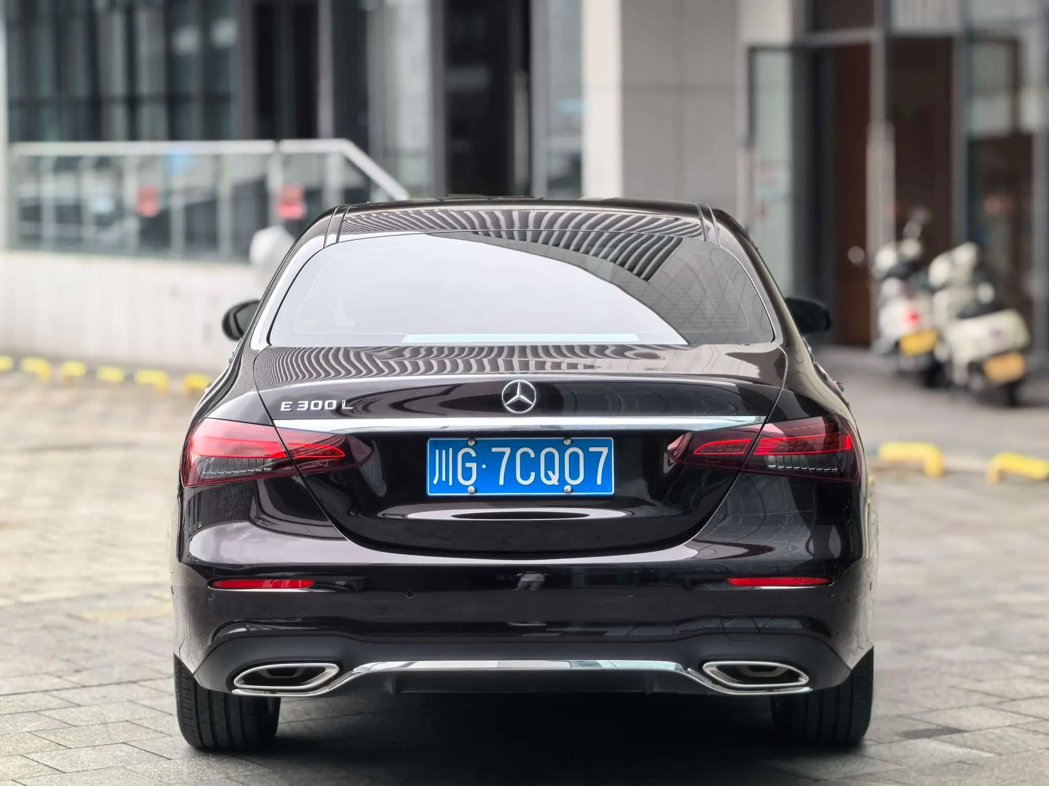 Mercedes-Benz E-Class 2022 г. 29060 км. — фото 4