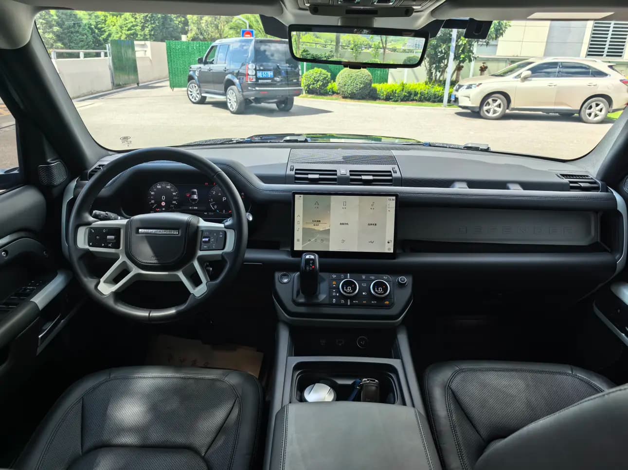 Land Rover Guard 2023 г. 50133 км. — фото 15