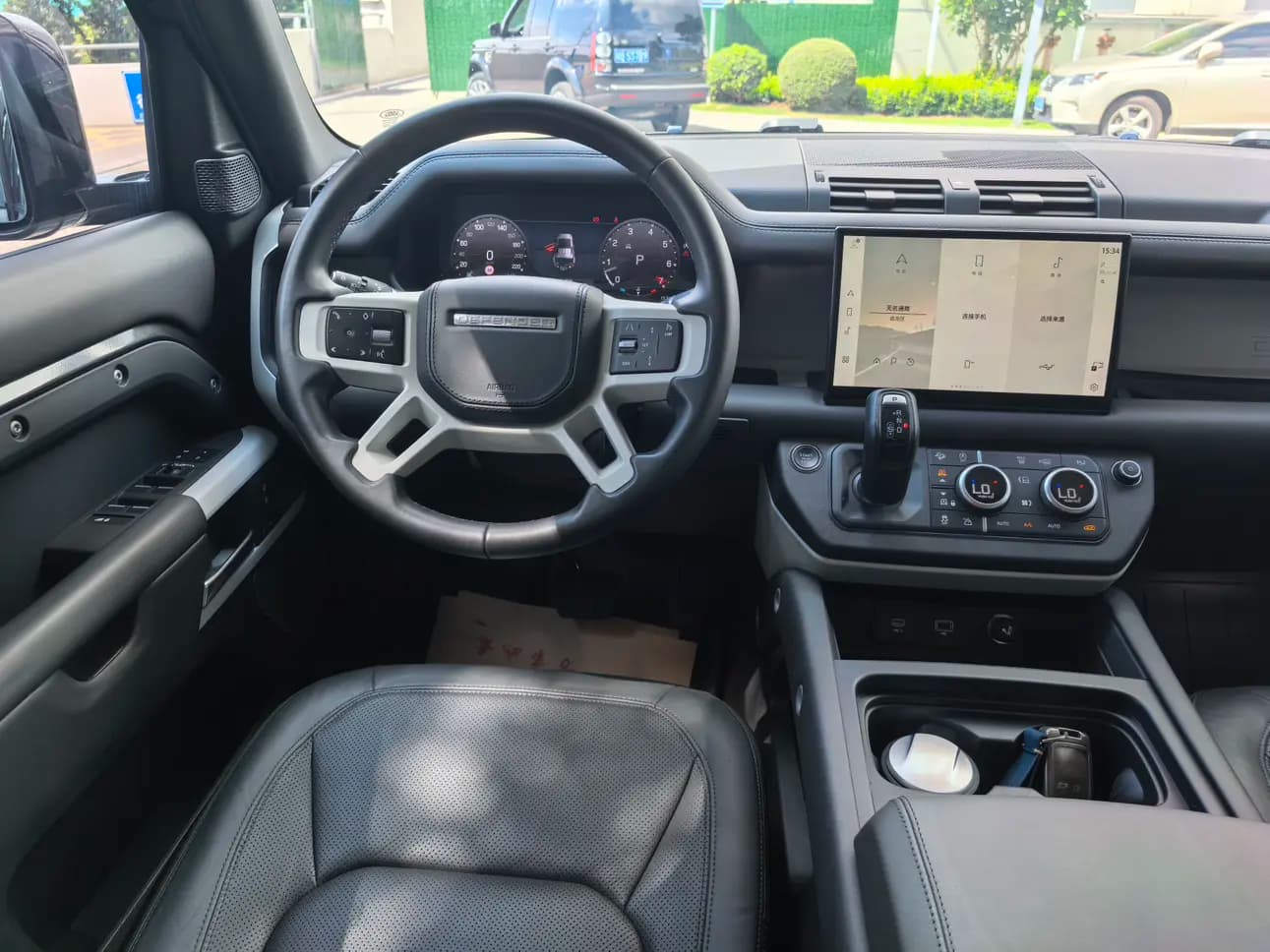Land Rover Guard 2023 г. 50133 км. — фото 17